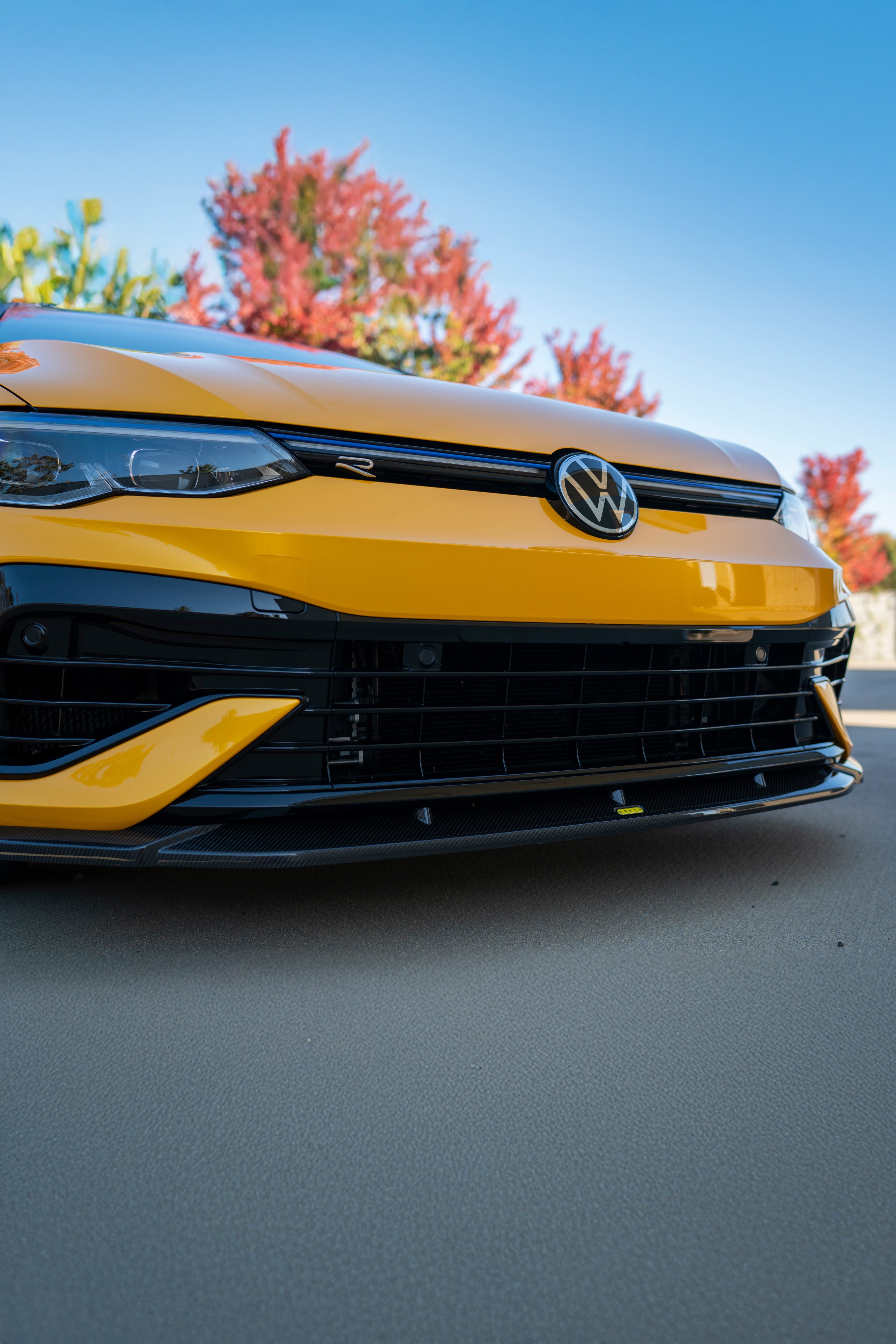 VW Golf R MK8 Carbon Urban Front Splitter