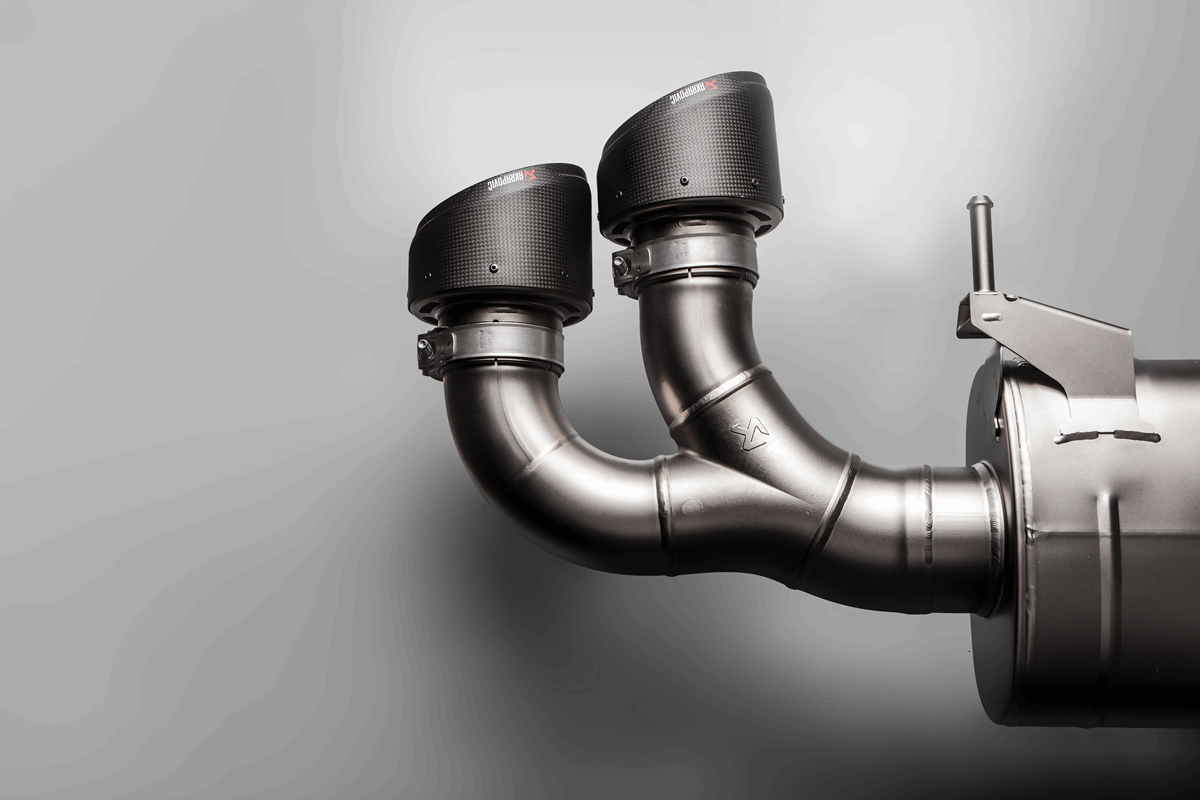 Nissan GT-R (R35) | Akrapovic | Evolution Race Line (Titanium)
