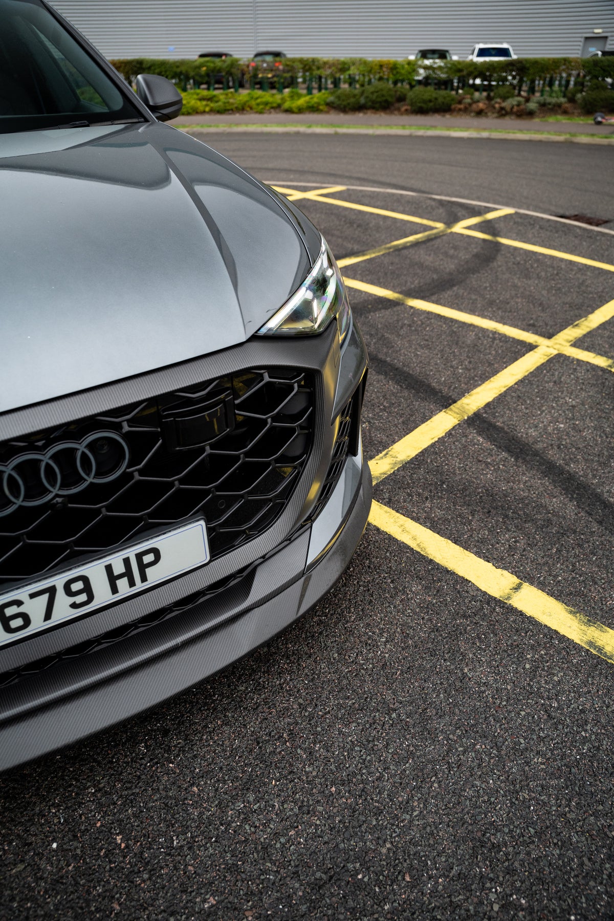 AUDI RSQ8 FACELIFT 2025+ CARBON FIBRE SPLITTER - CT DESIGN