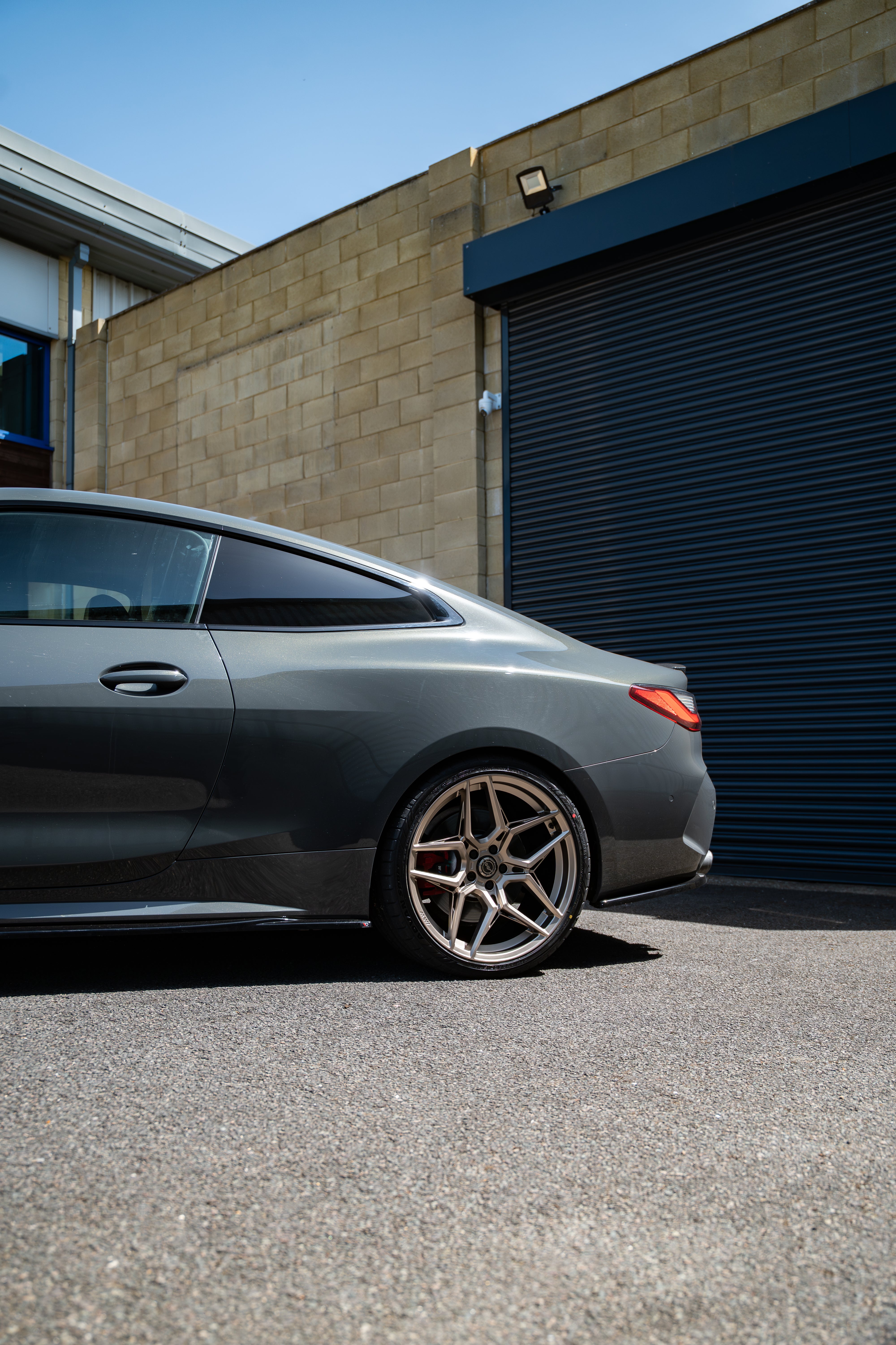 BMW 4 Series G22 G23 G26 M-W1 20" Neodyme Gold Motech Wheel