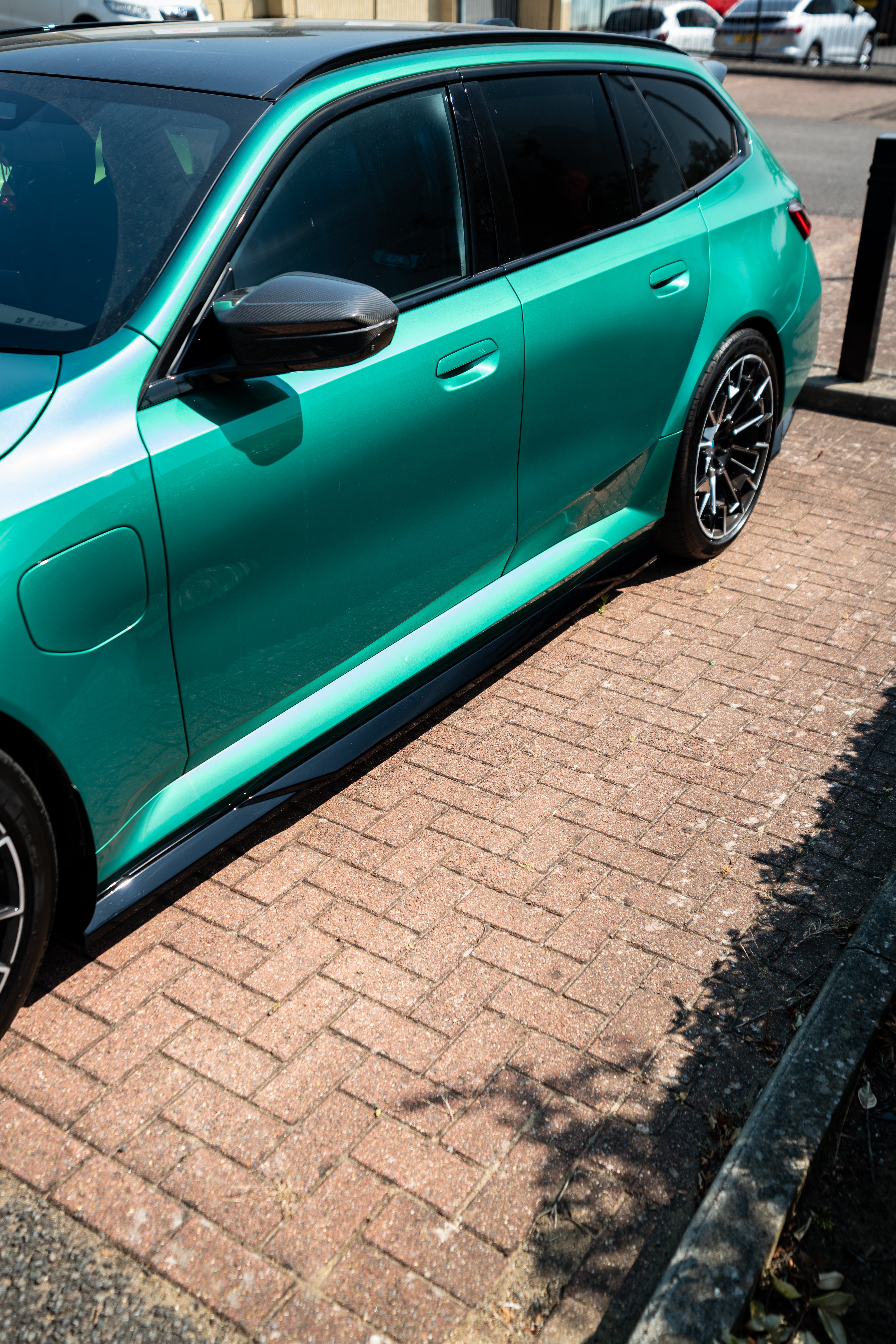 BMW M5 G90 Maxton Design Side Skirts
