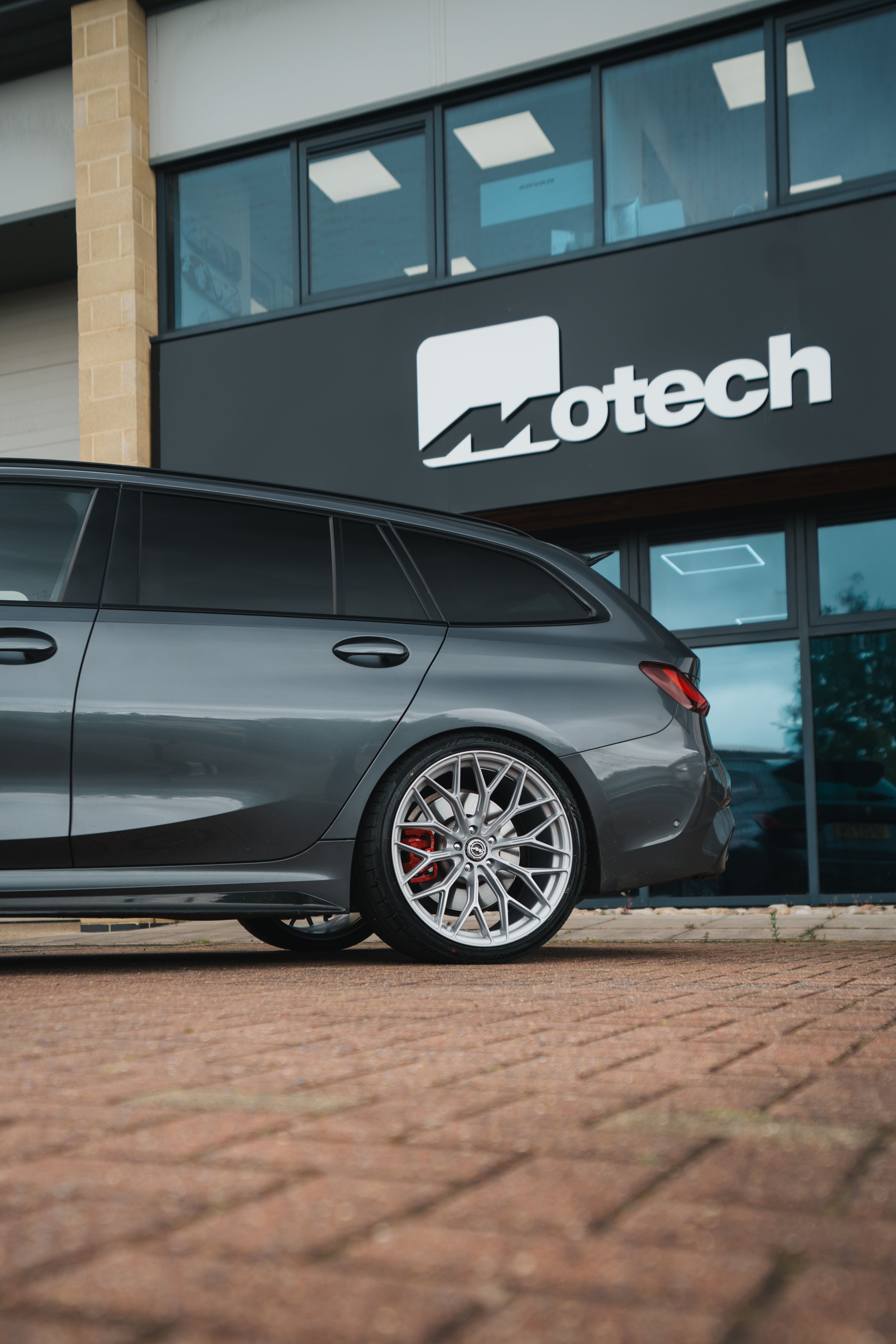 BMW 3 Series G20 G21 M-WX 20" Frozen Silver Motech Wheel