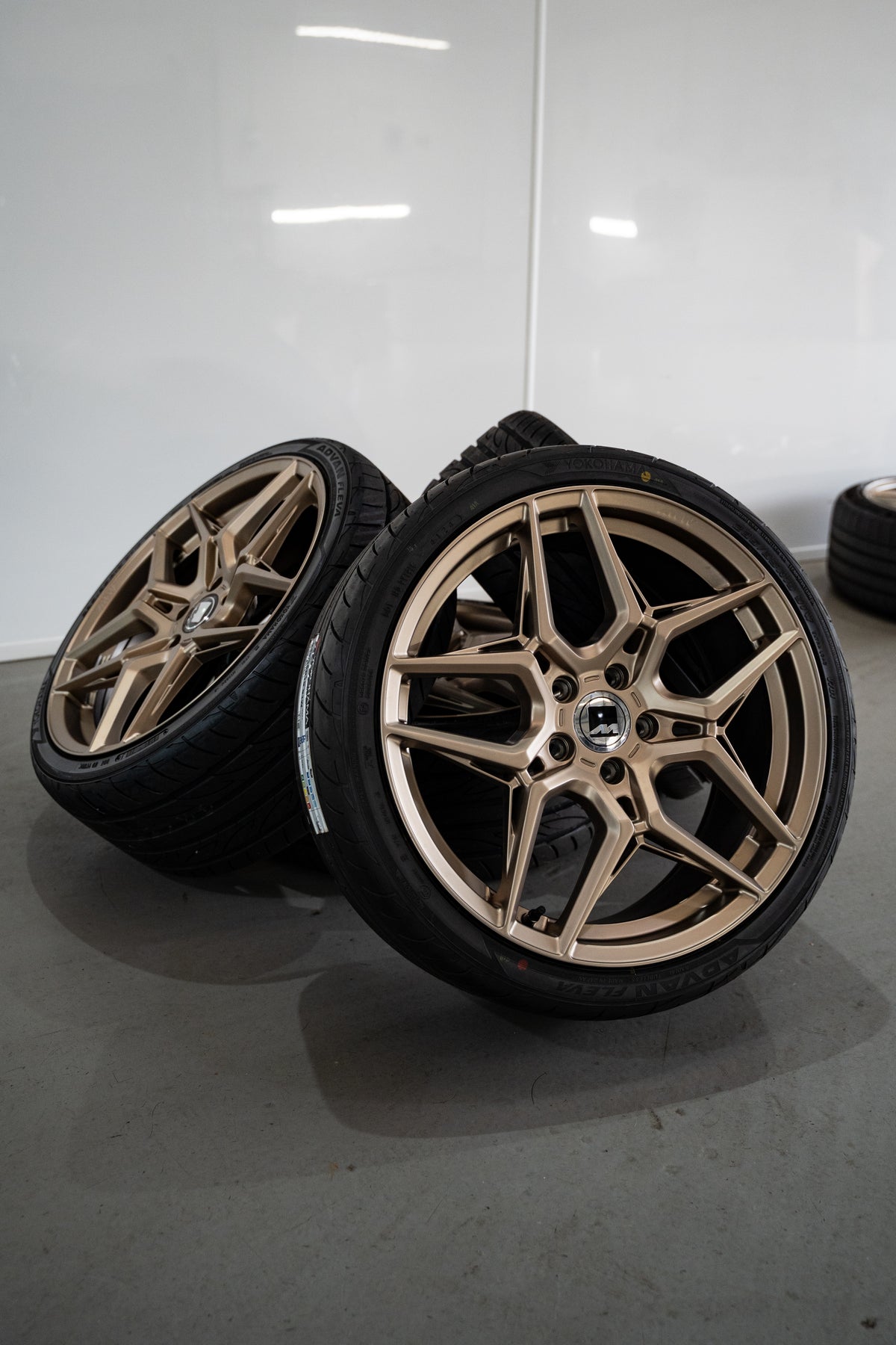 5x112 ET45 M-W1 19" Neodyme Gold
