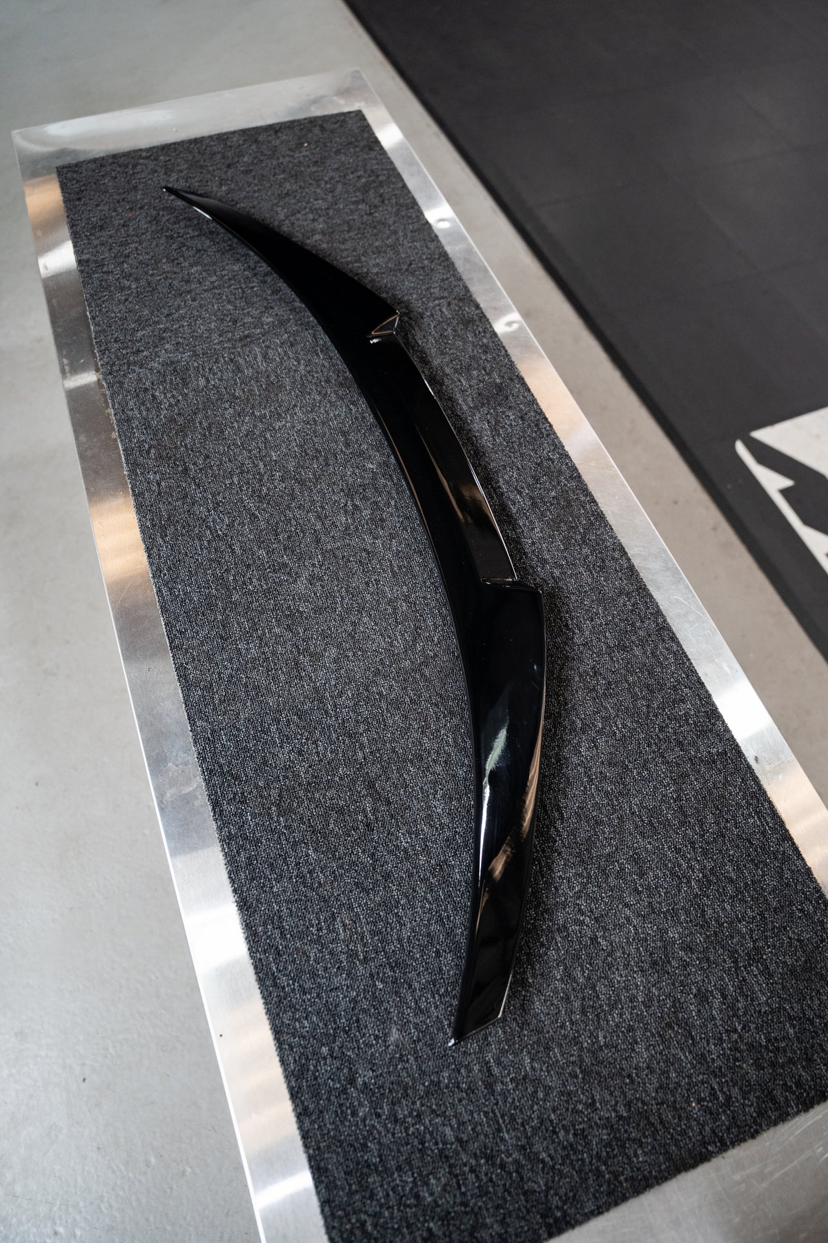 F32 F82 CT Carbon Black Rear Spoiler