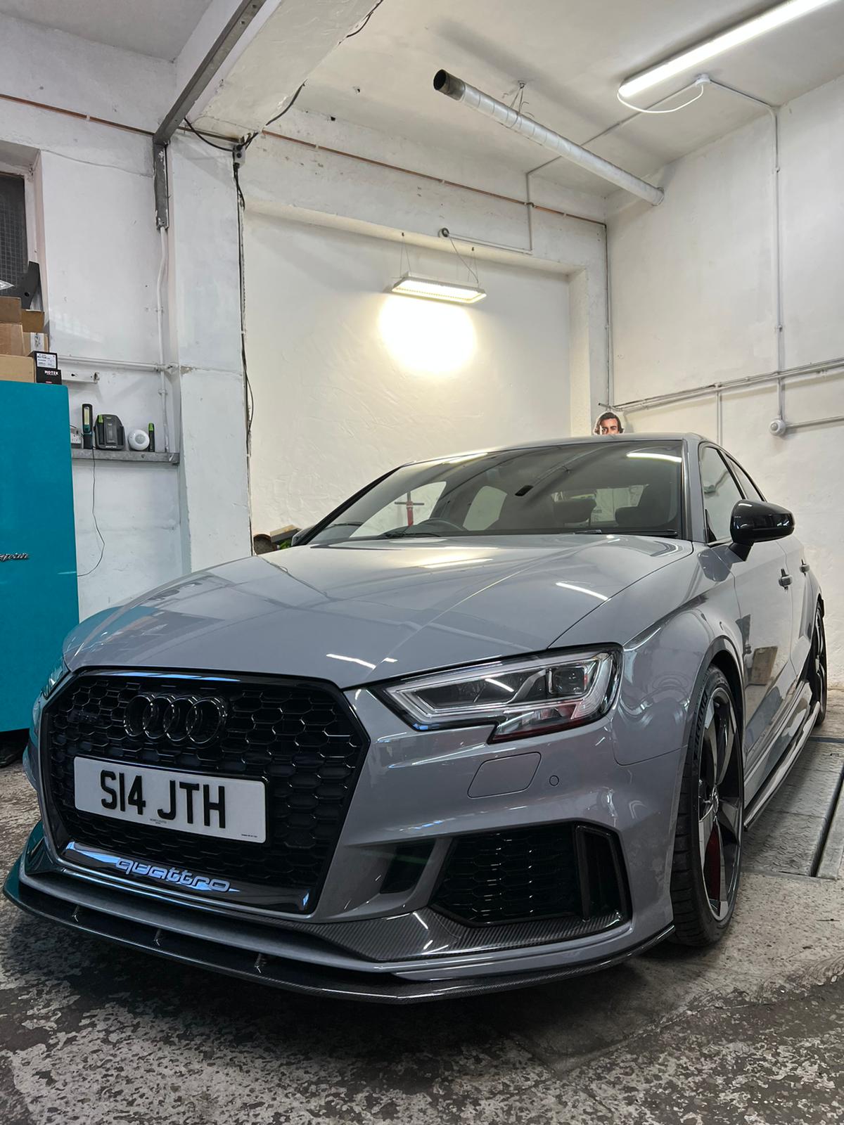 AUDI RS3 8V SALOON FACELIFT FULL CARBON FIBRE KIT V1