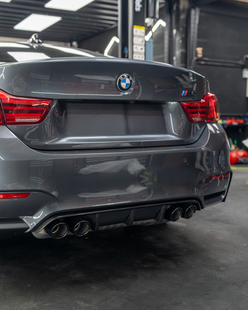 BMW F82 M4 COUPE 2014-2020 FULL CARBON FIBRE KIT - V1