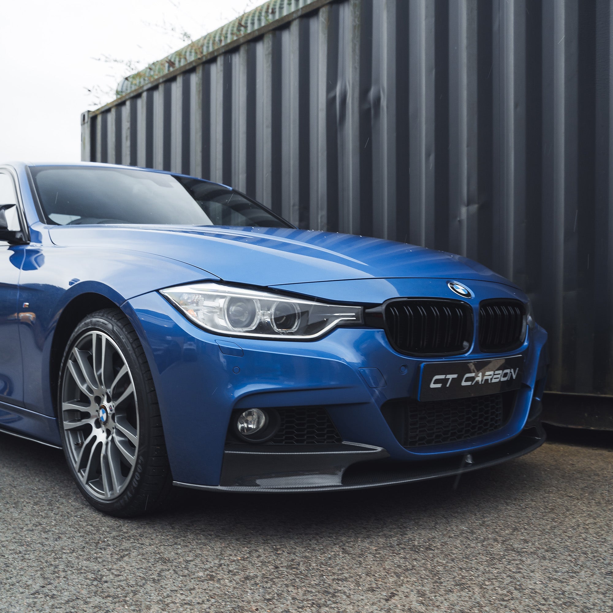 BMW F30 3 SERIES SALOON FULL CARBON FIBRE KIT V1