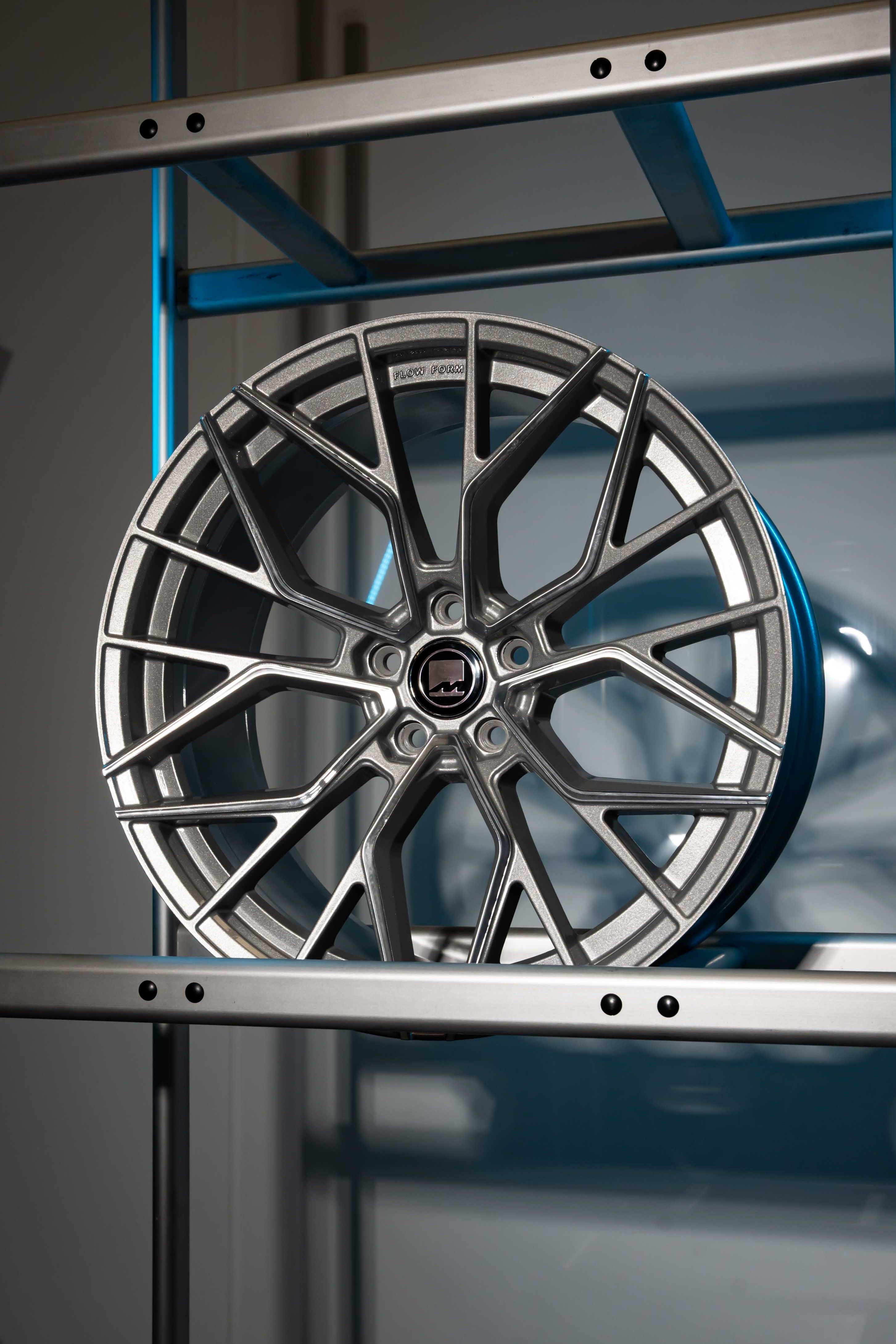 M5 F90 M-W3 20" Silver Polished Motech Wheel