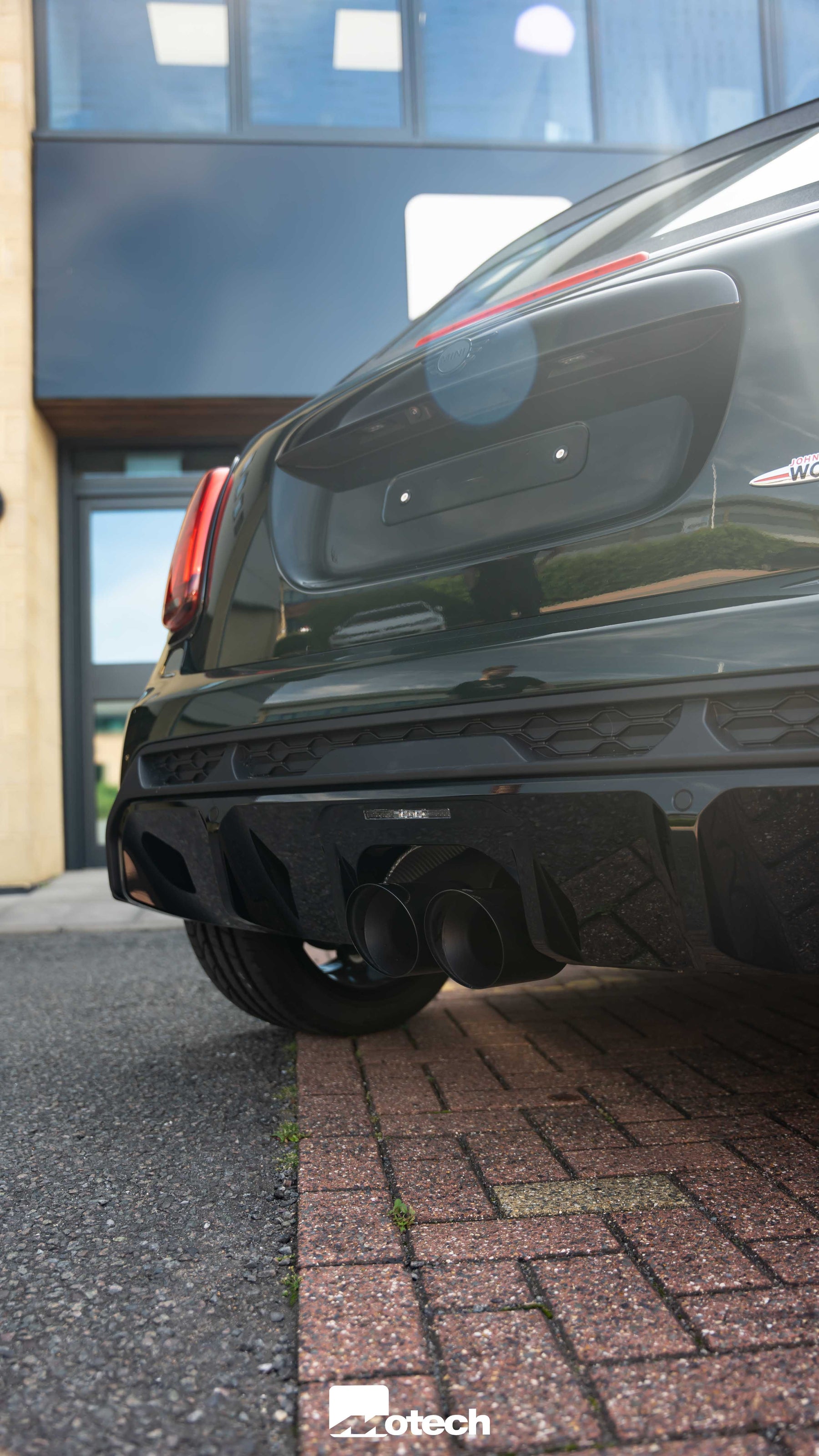 MINI F56 LCI 2 with Sound Controller Remus GPF Back system