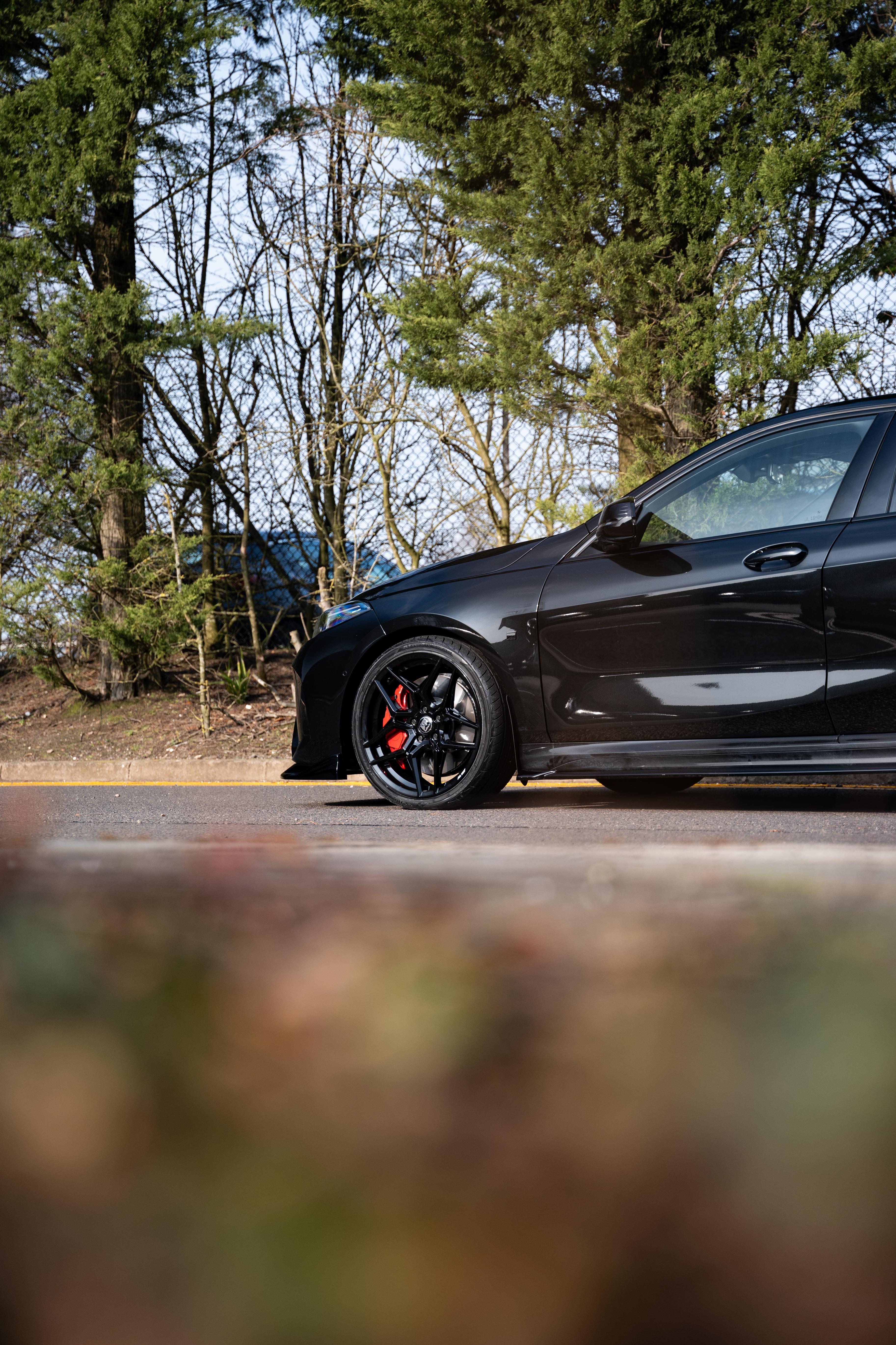 BMW F70 M135 Maxton Design Side Skirts