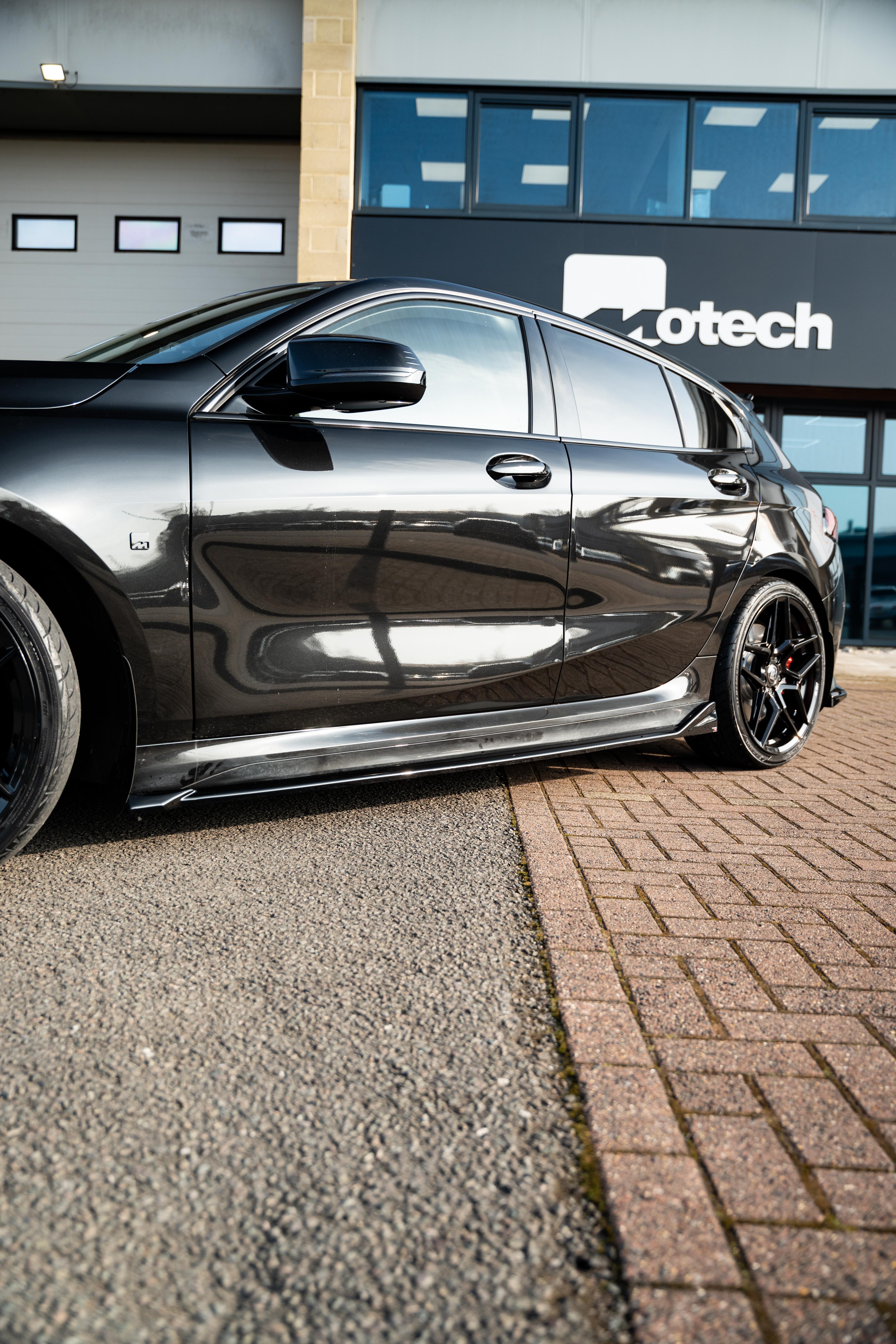 BMW F70 M135 Maxton Design Side Skirts