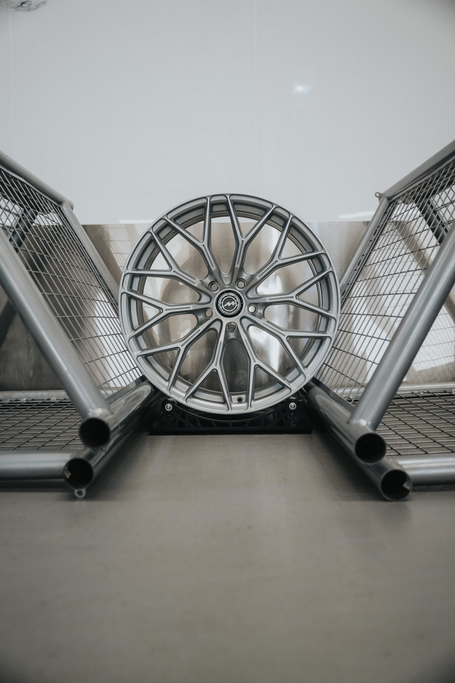 Golf GTI MK8 M-WX 20" Frozen Silver Motech Wheel