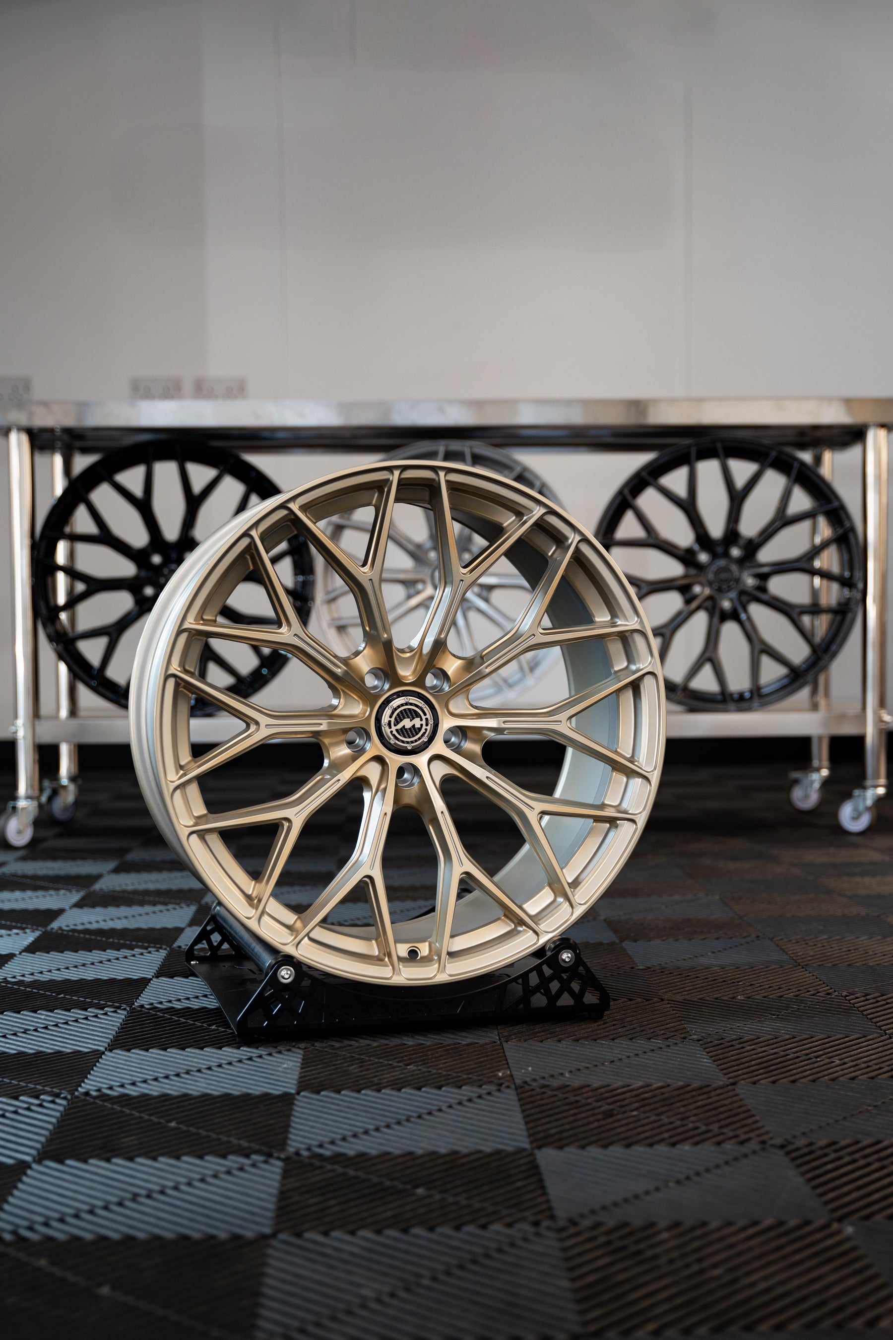 M5 G90 G99 M-WX 20/21" Frozen Gold Motech Wheel