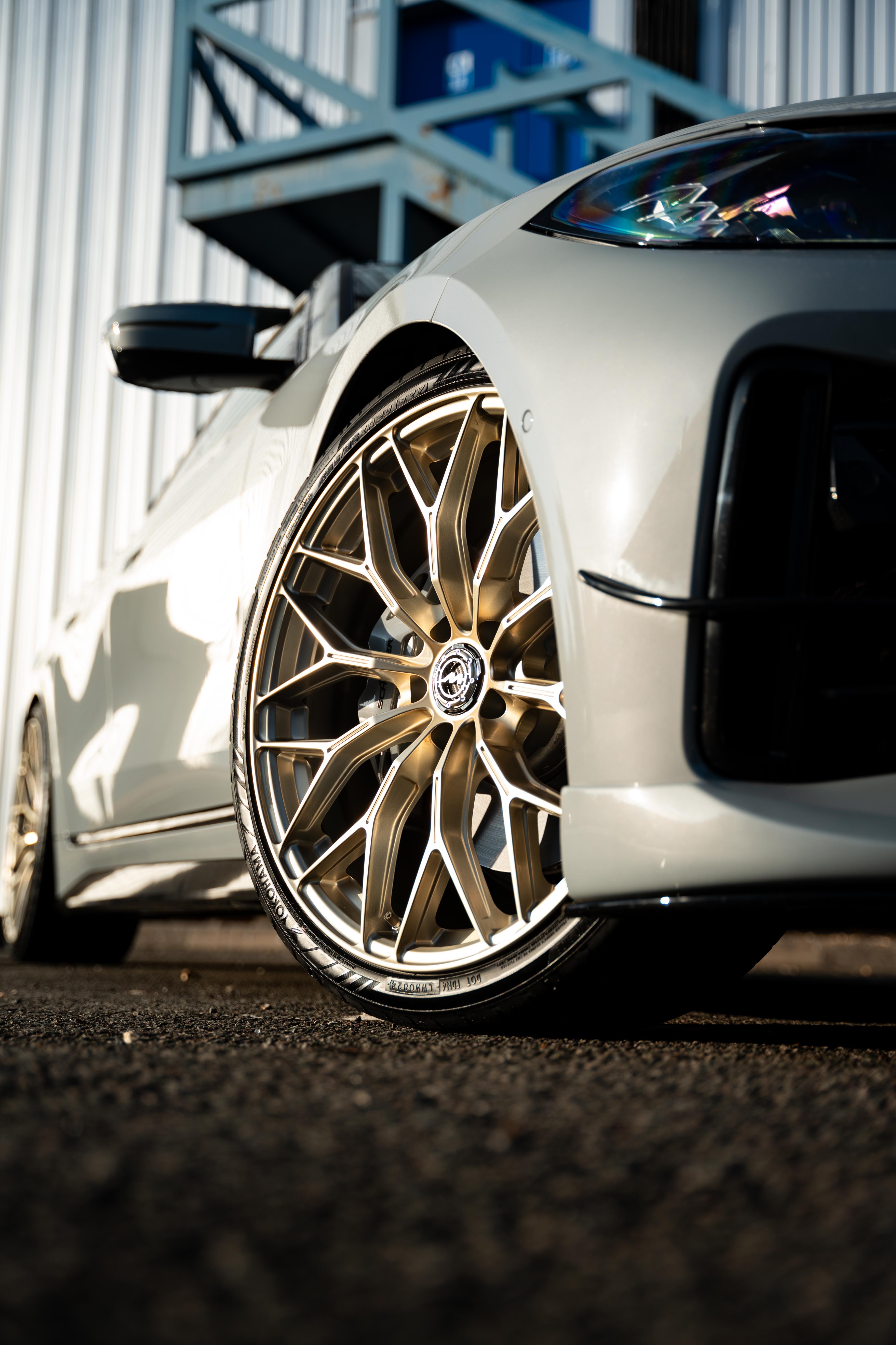 BMW 4 Series G22 G23 G26 M-WX 20" Frozen Gold Motech Wheel