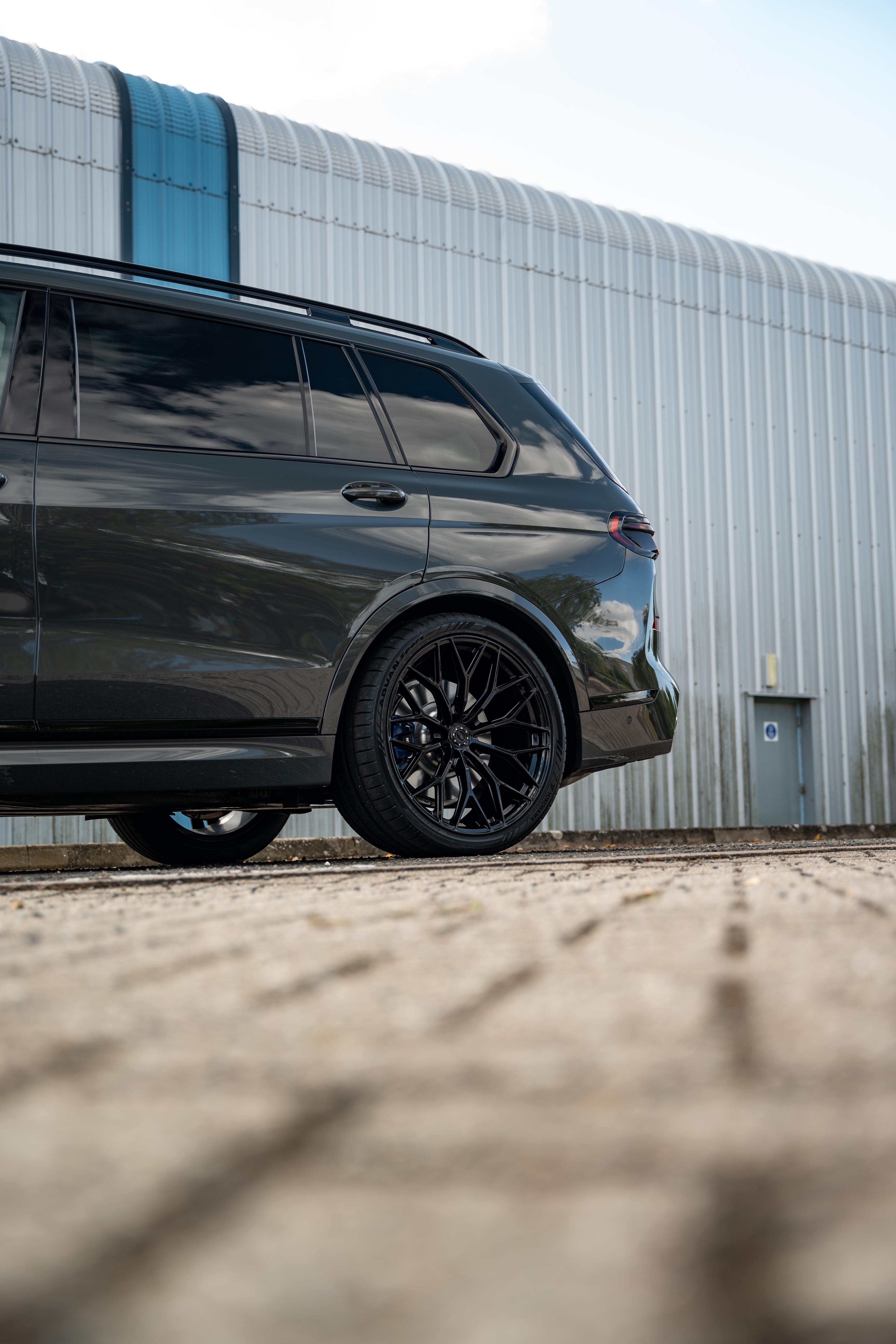 X7 G07 M-WX 22" Precision Black Motech Wheel