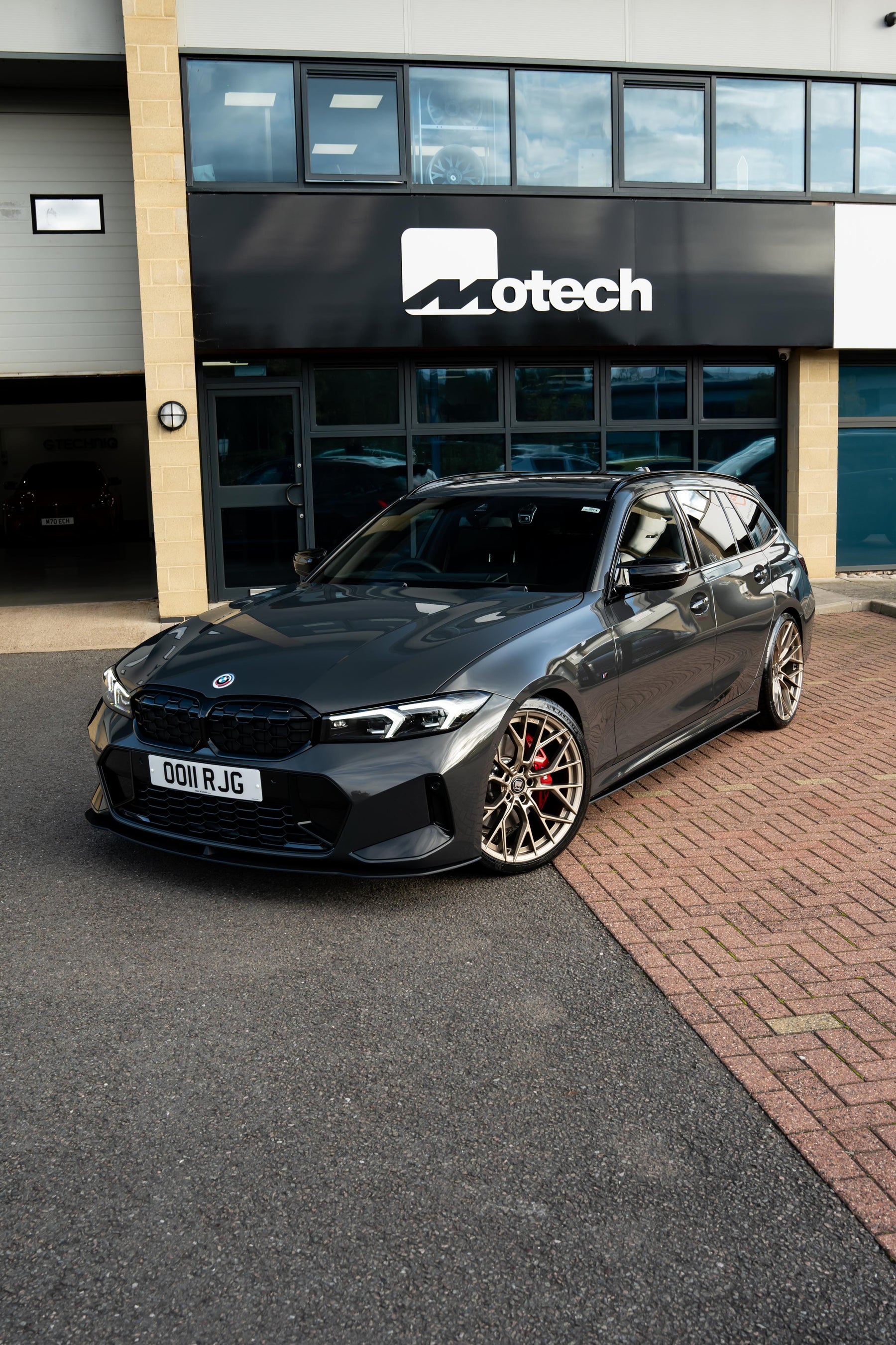BMW 3 Series G20 G21 M-W3 20" Neodyme Gold Motech Wheel