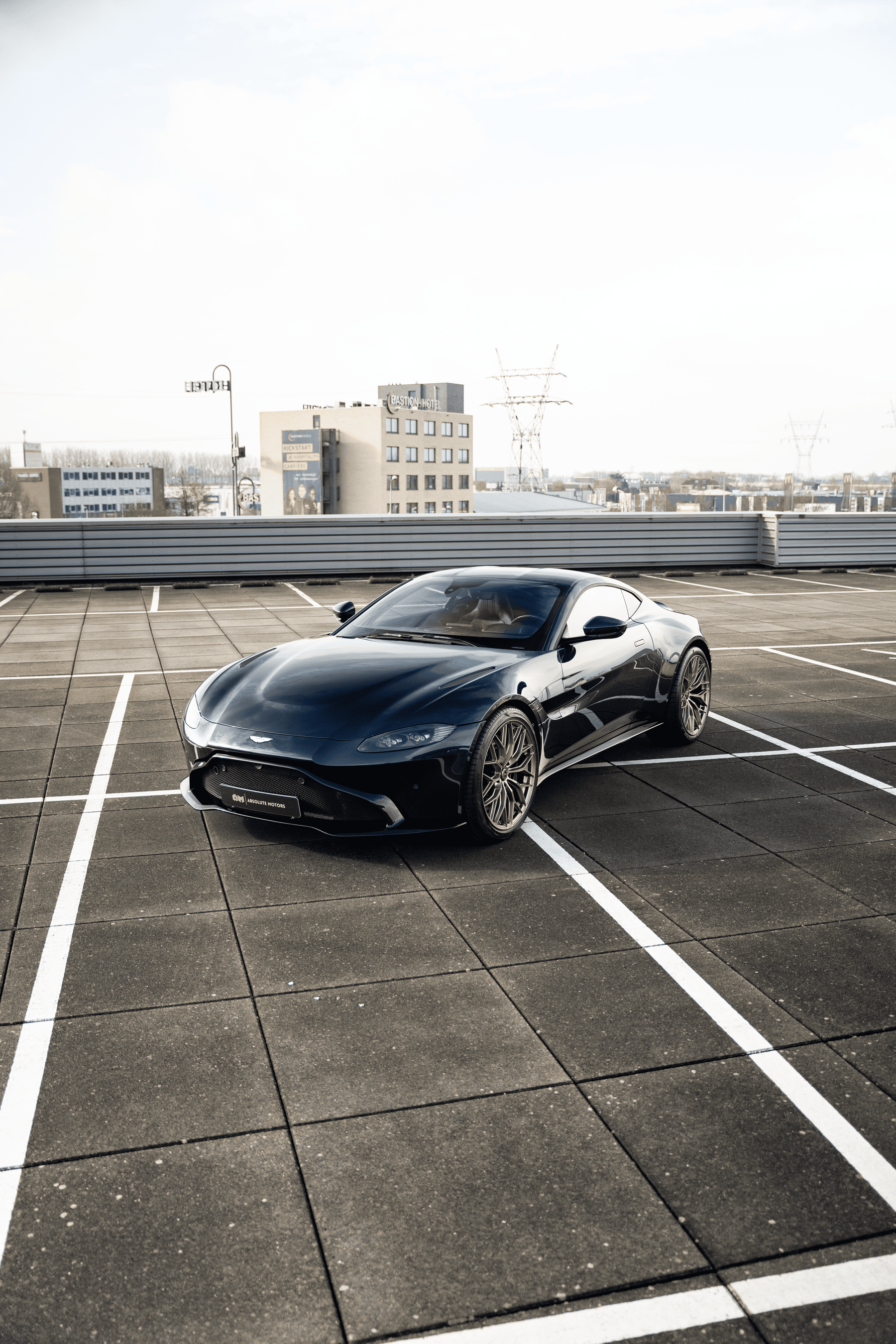 Aston Martin M-WX 21" Neodyme Gold Motech Wheel