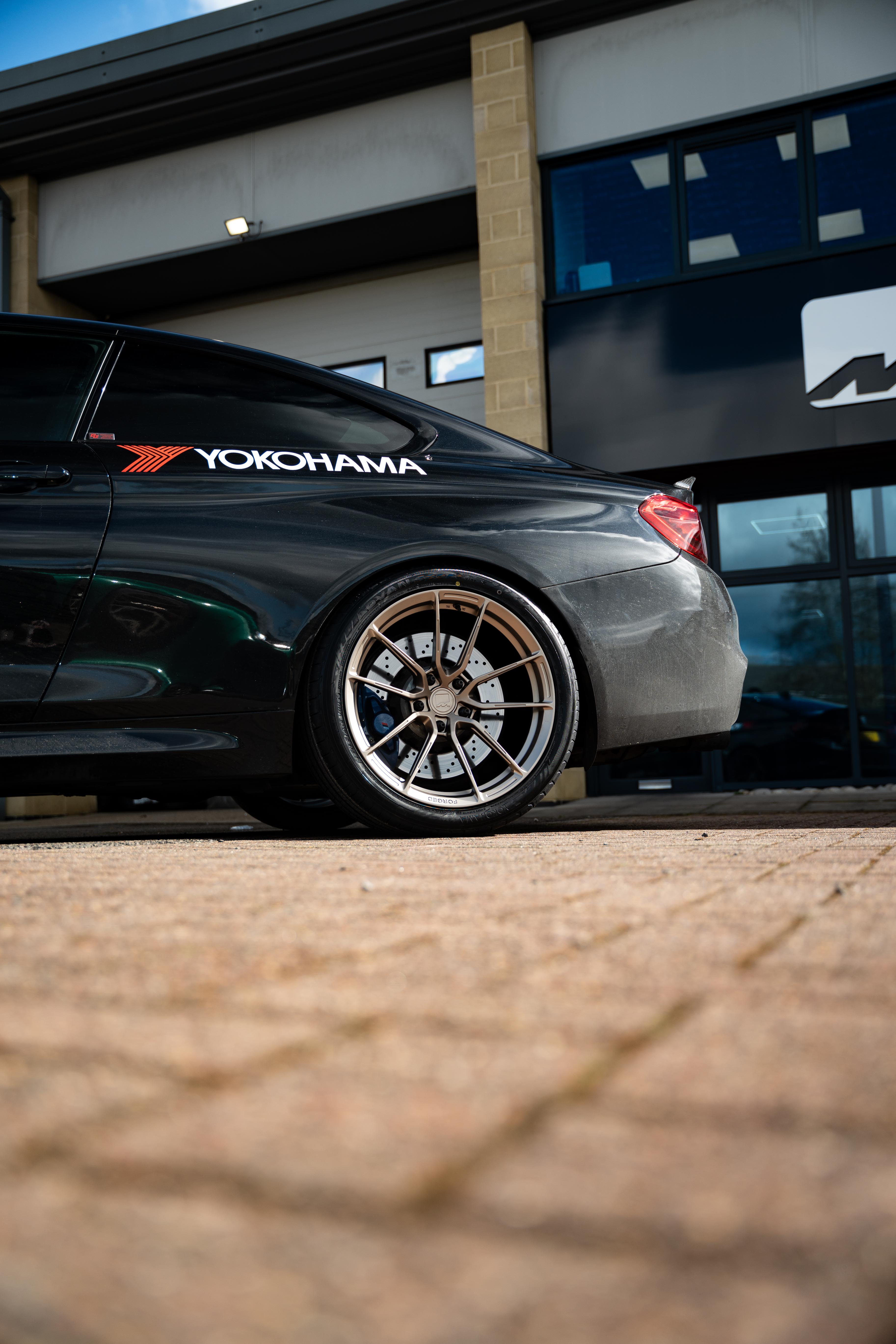 M4 F82 M-W4 20" Neodyme Gold Forged Wheels