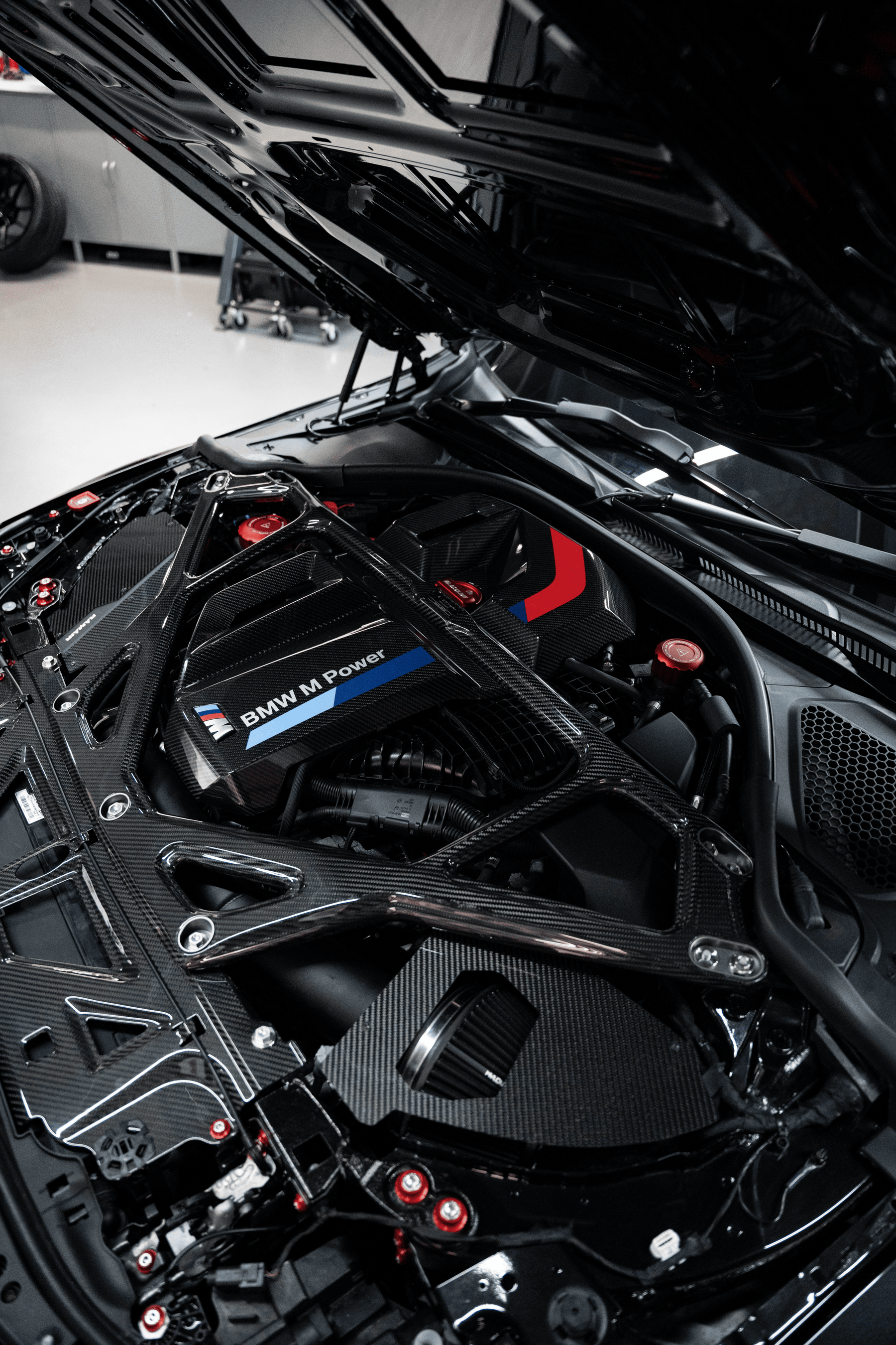 BMW M4 G82/G83 Eventuri Carbon Fibre Strut Brace
