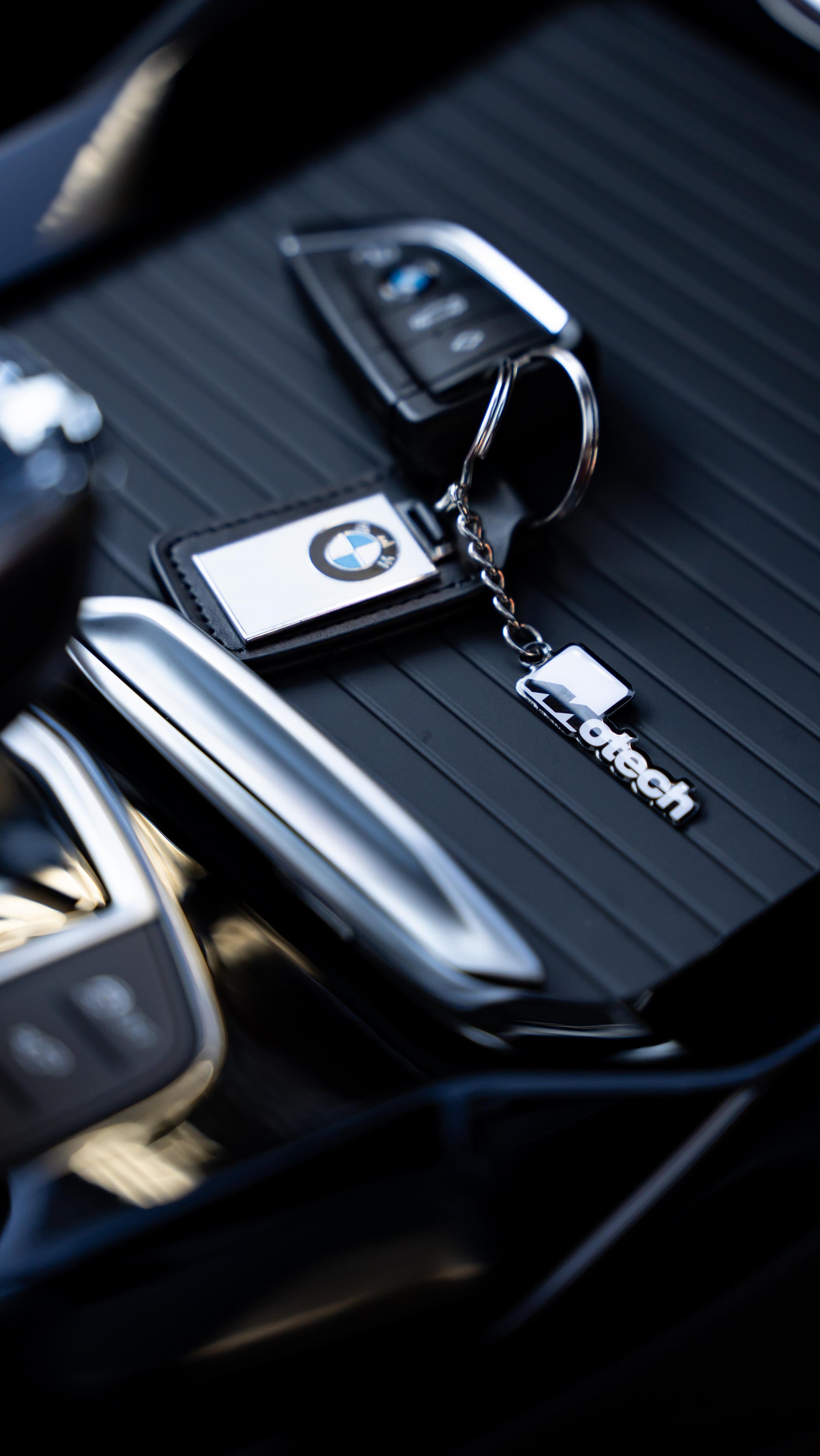Motech Key Ring