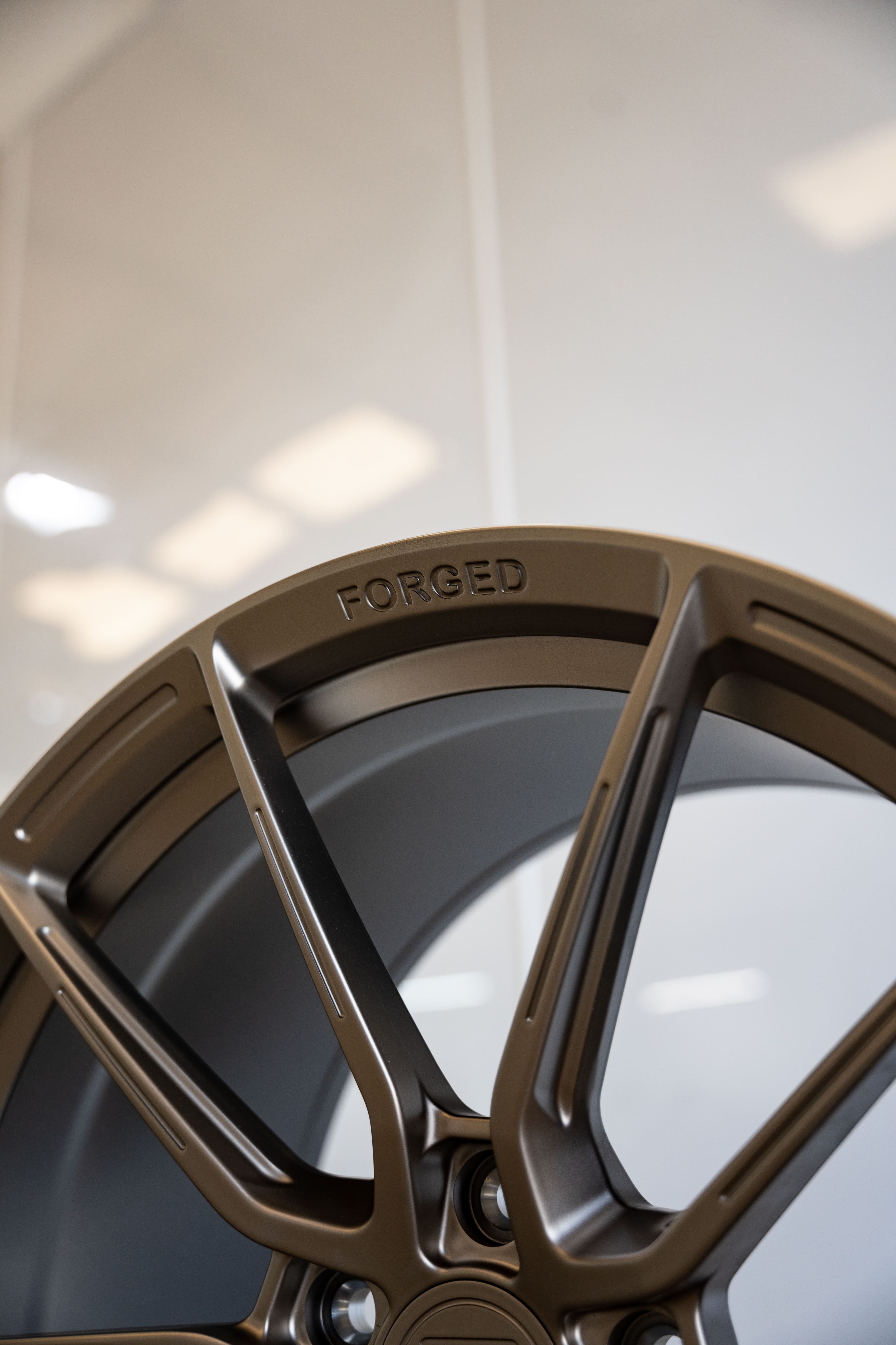 M2 G87 M-W4 19/20" Neodyme Gold Forged Wheels