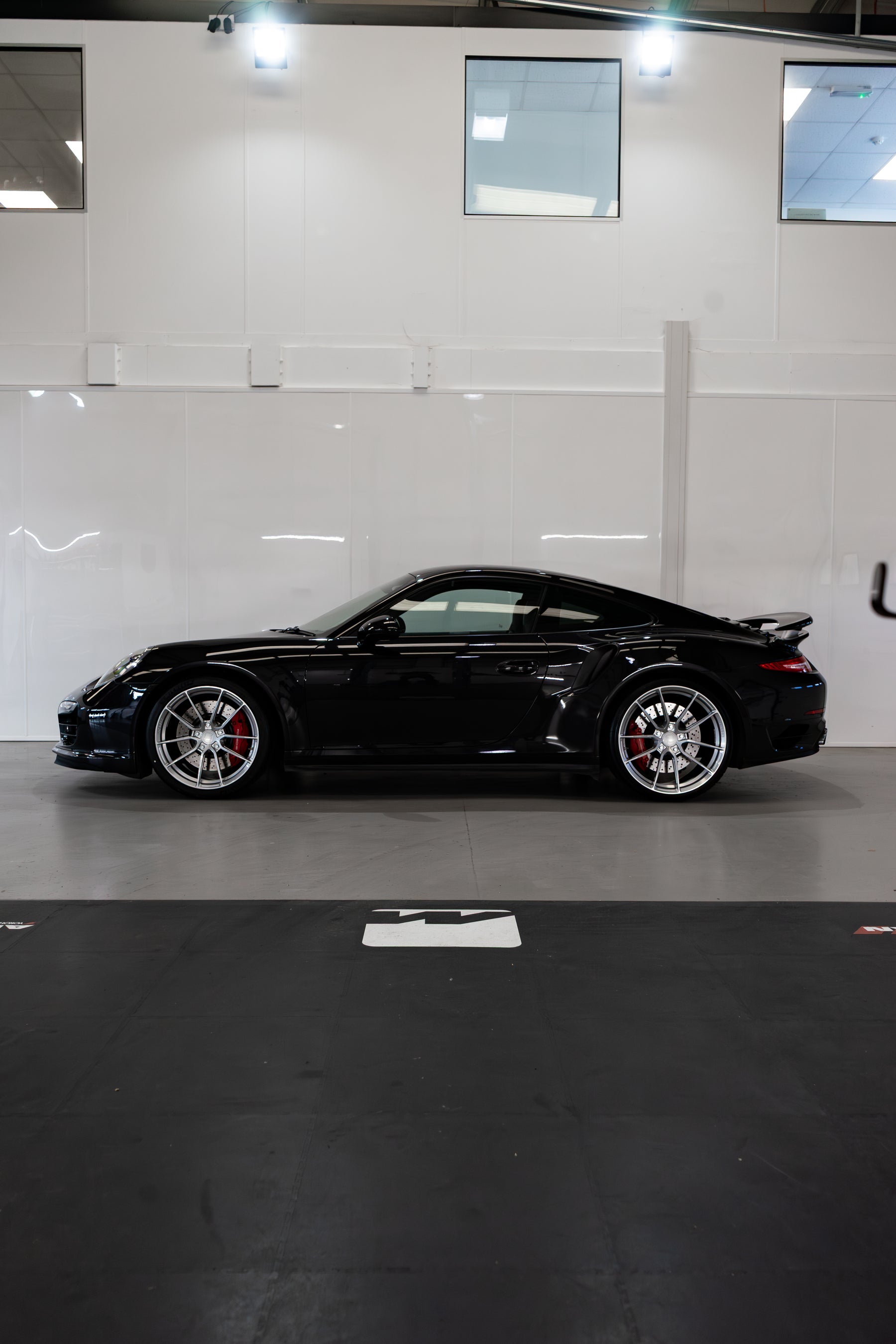 Porsche 991.1 911 M-W4 20/21" Gloss Polished Forged Wheels