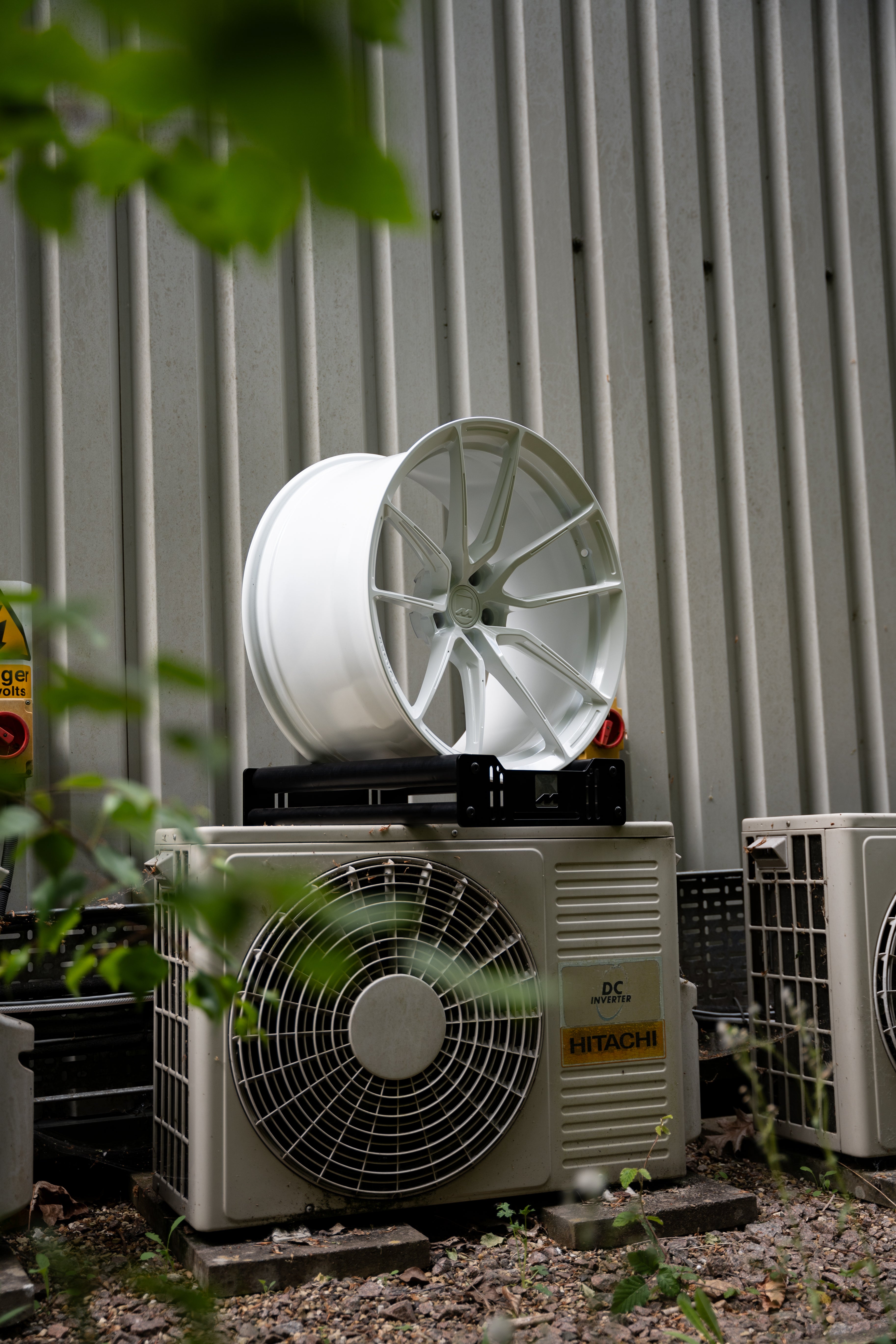 M2 G87 M-W4 19/20" Miami White Forged Wheels