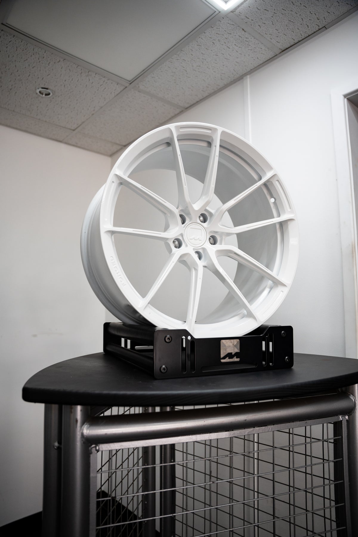 M2 G87 M-W4 19/20" Miami White Forged Wheels