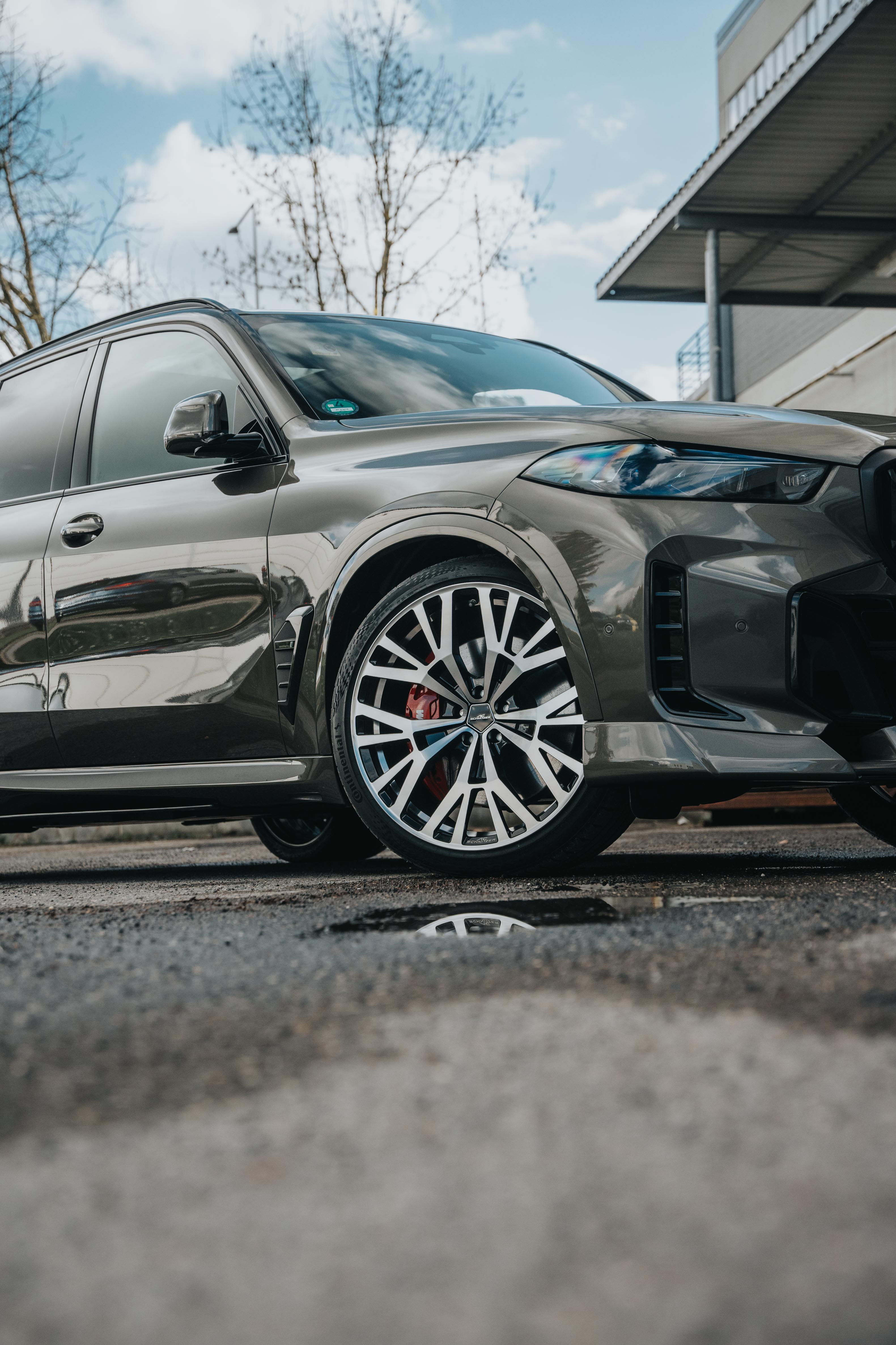 BMW X5/X6 AC5 22" Bicolor Alloy Wheel Sets