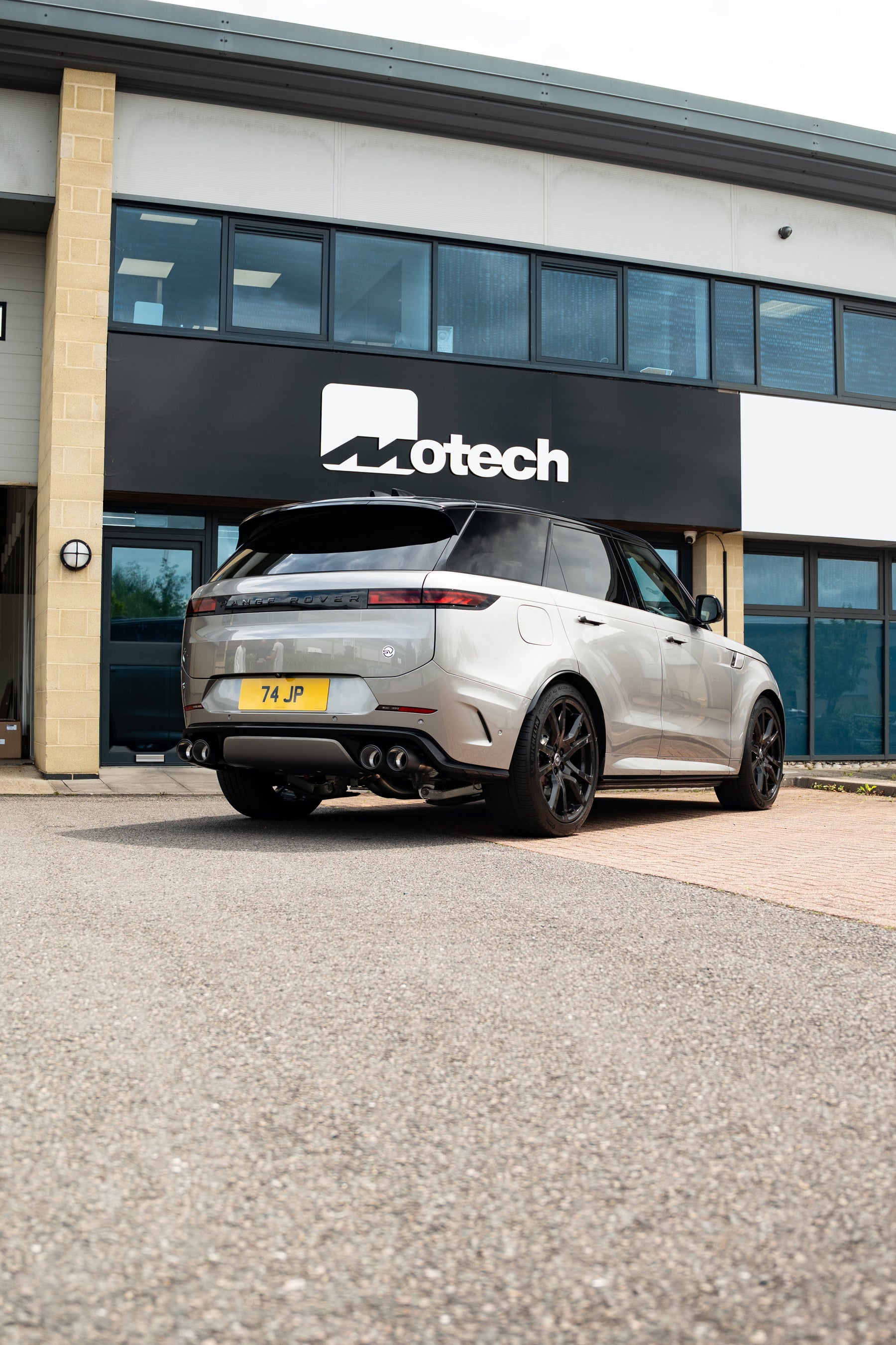 Range Rover Sport SV / P530 Quicksilver Exhaust with Sound Architect