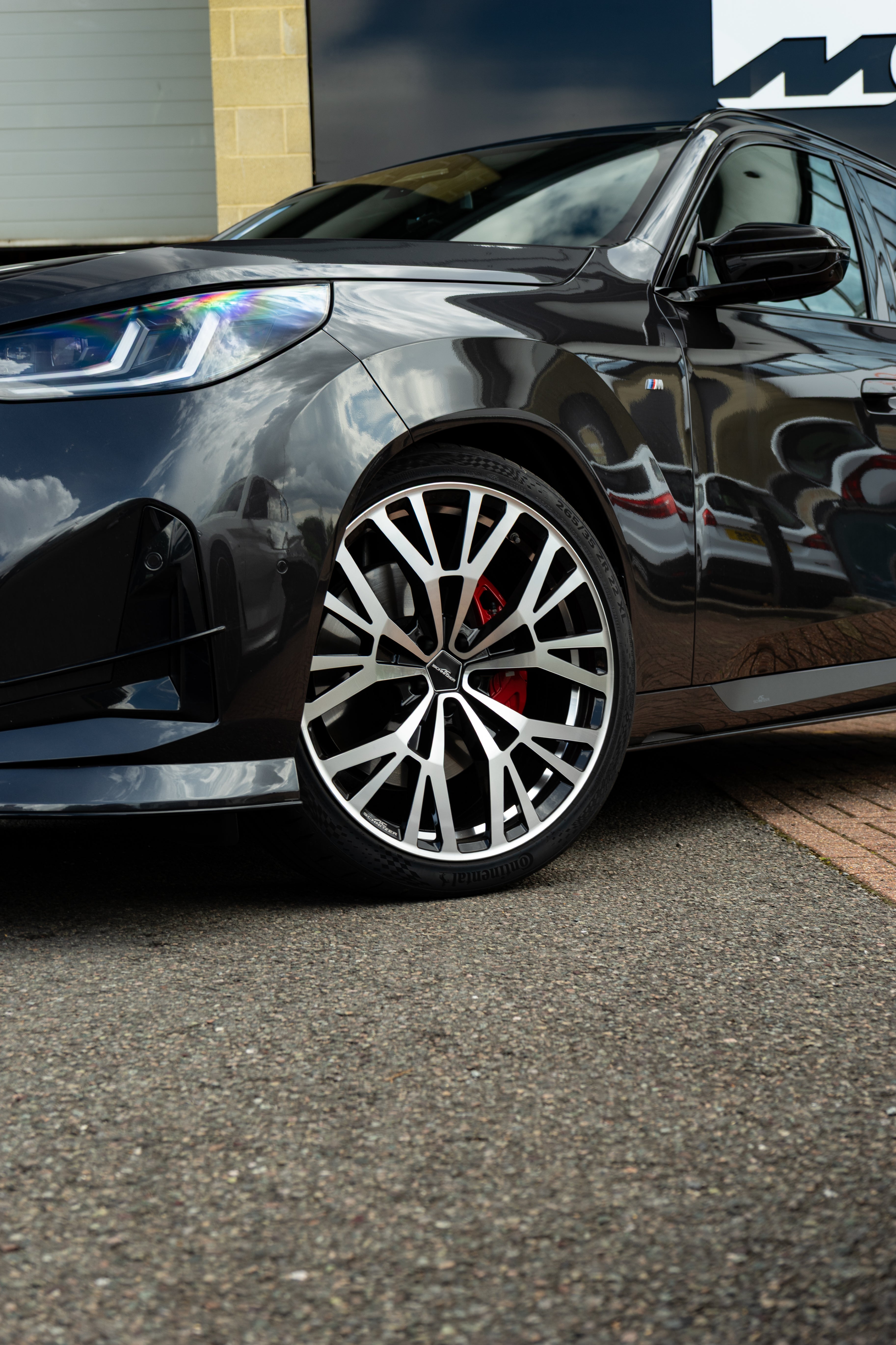 BMW X3/X4 AC5 22" Bicolor Alloy Wheel Sets