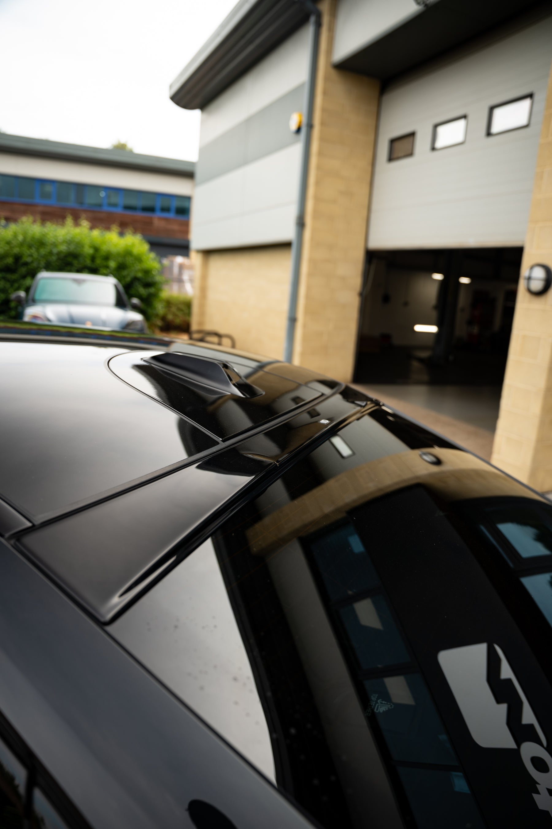 BMW 5 Series G60 Maxton Design Roof Spoiler