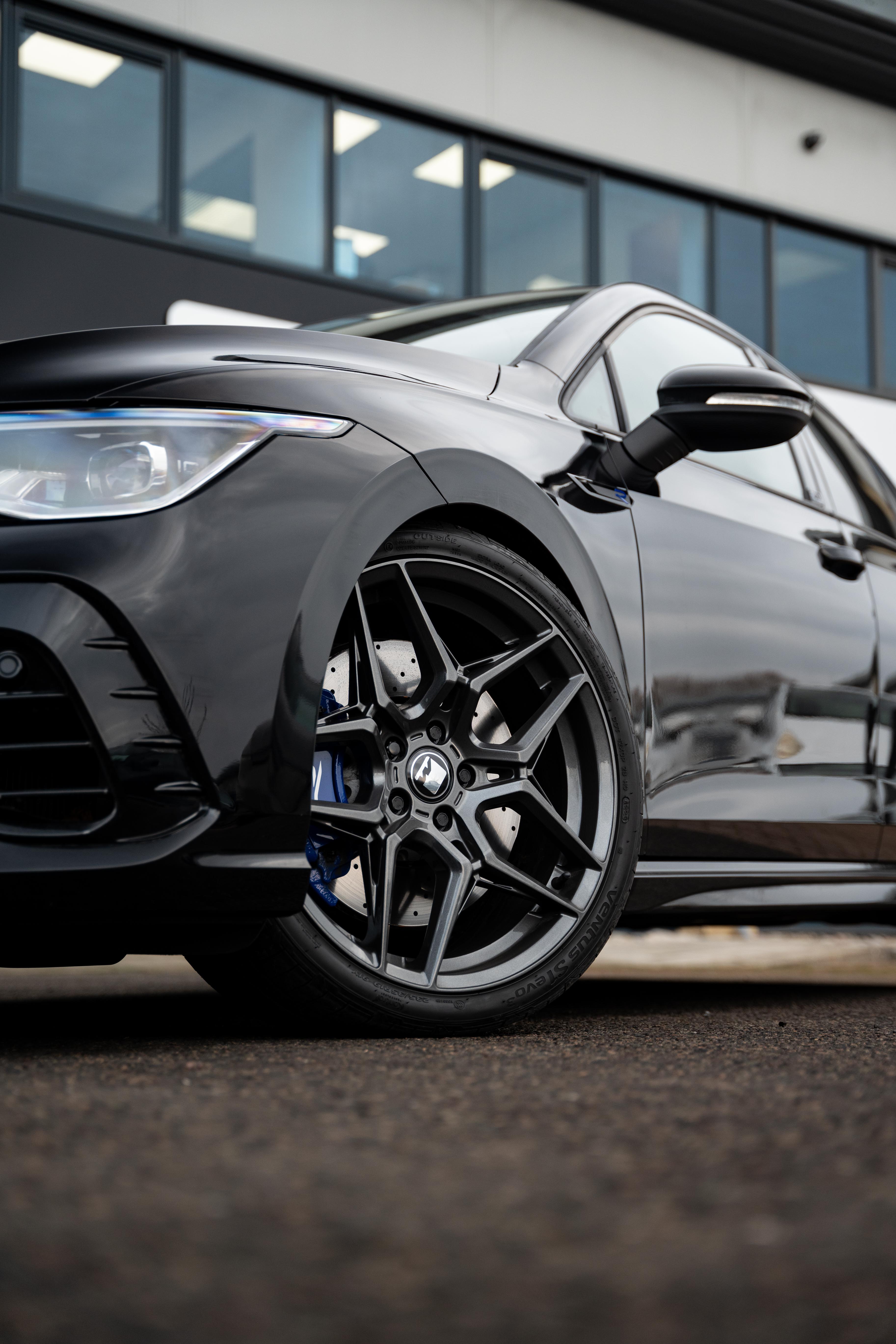 VW Golf MK8/8.5 GTI/R M-W1 19" Carbon Grey Wheels