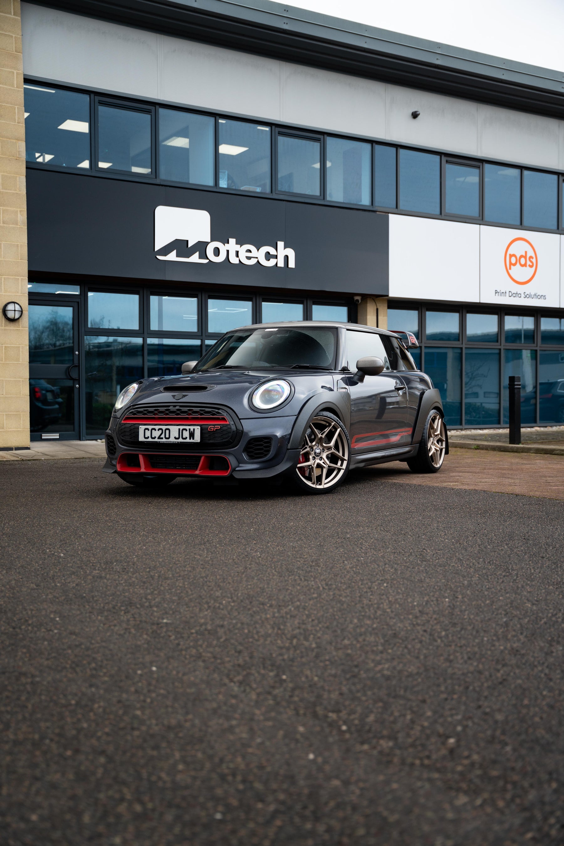 Mini F56 GP3 M-W1 19" Neodyme Gold Wheels