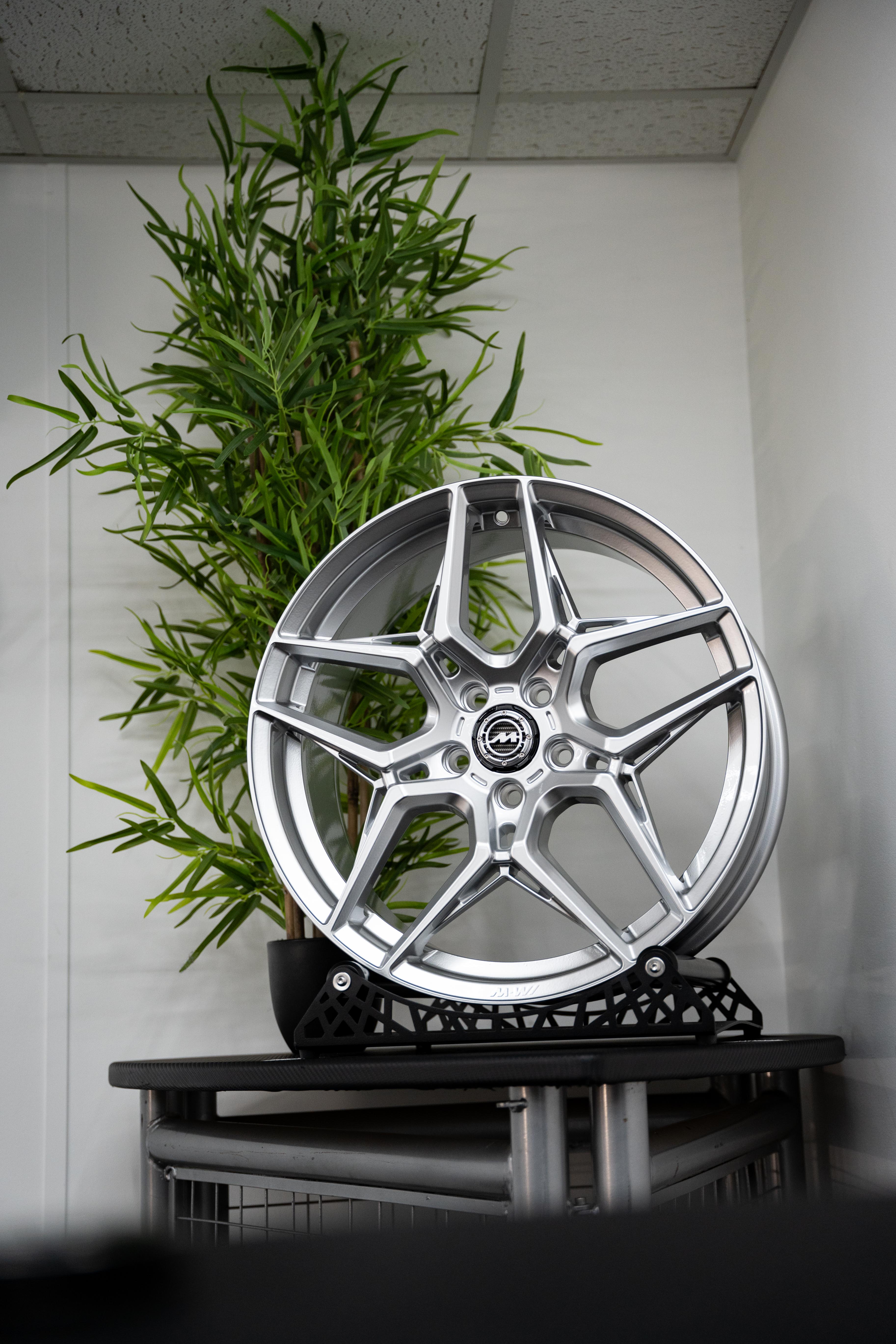 Mini Cooper J01 M-W1 19" Gloss Polished Motech Wheel
