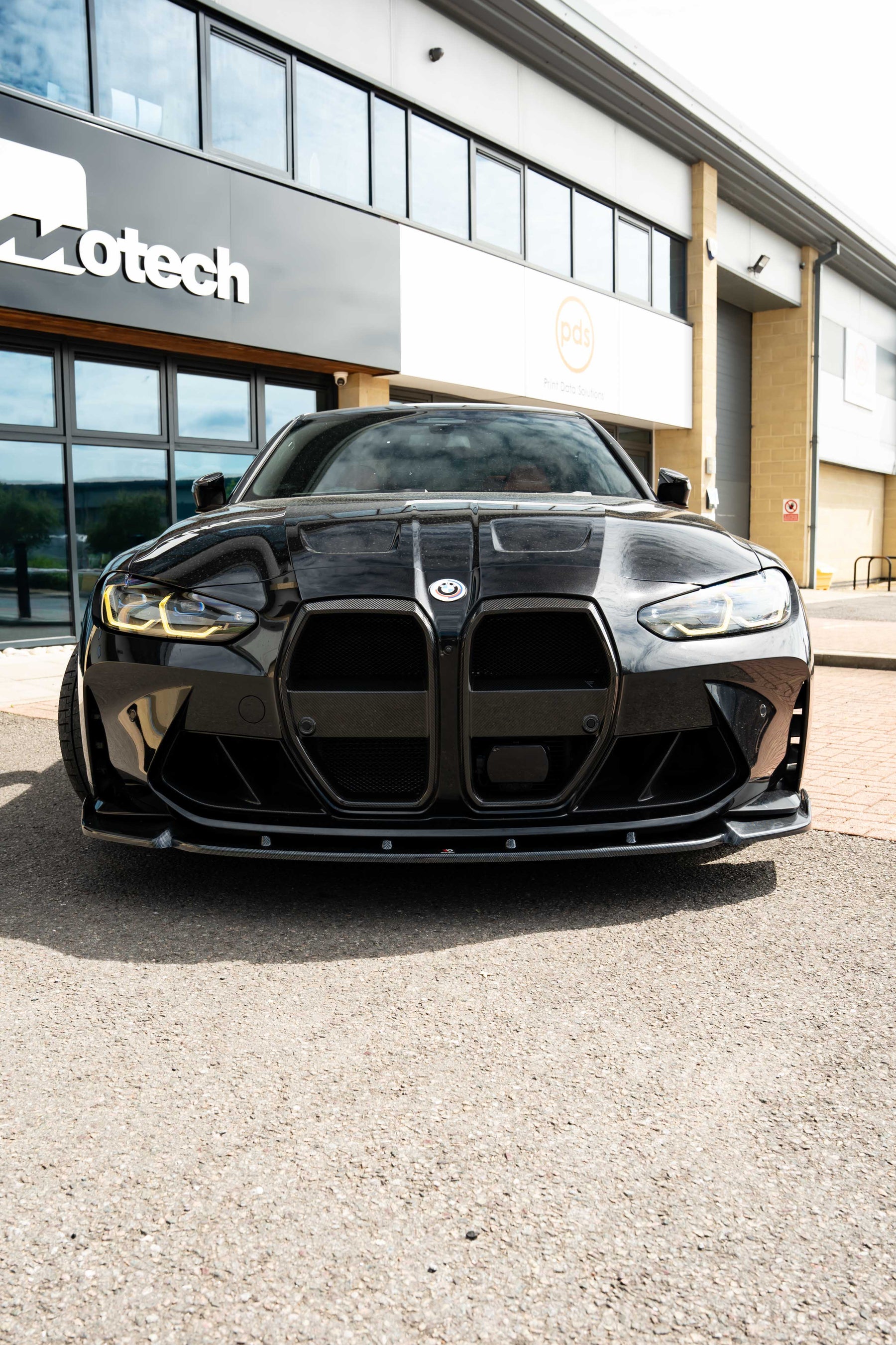 BMW M4 G82 Maxton Design Carbon Fibre Front Grille