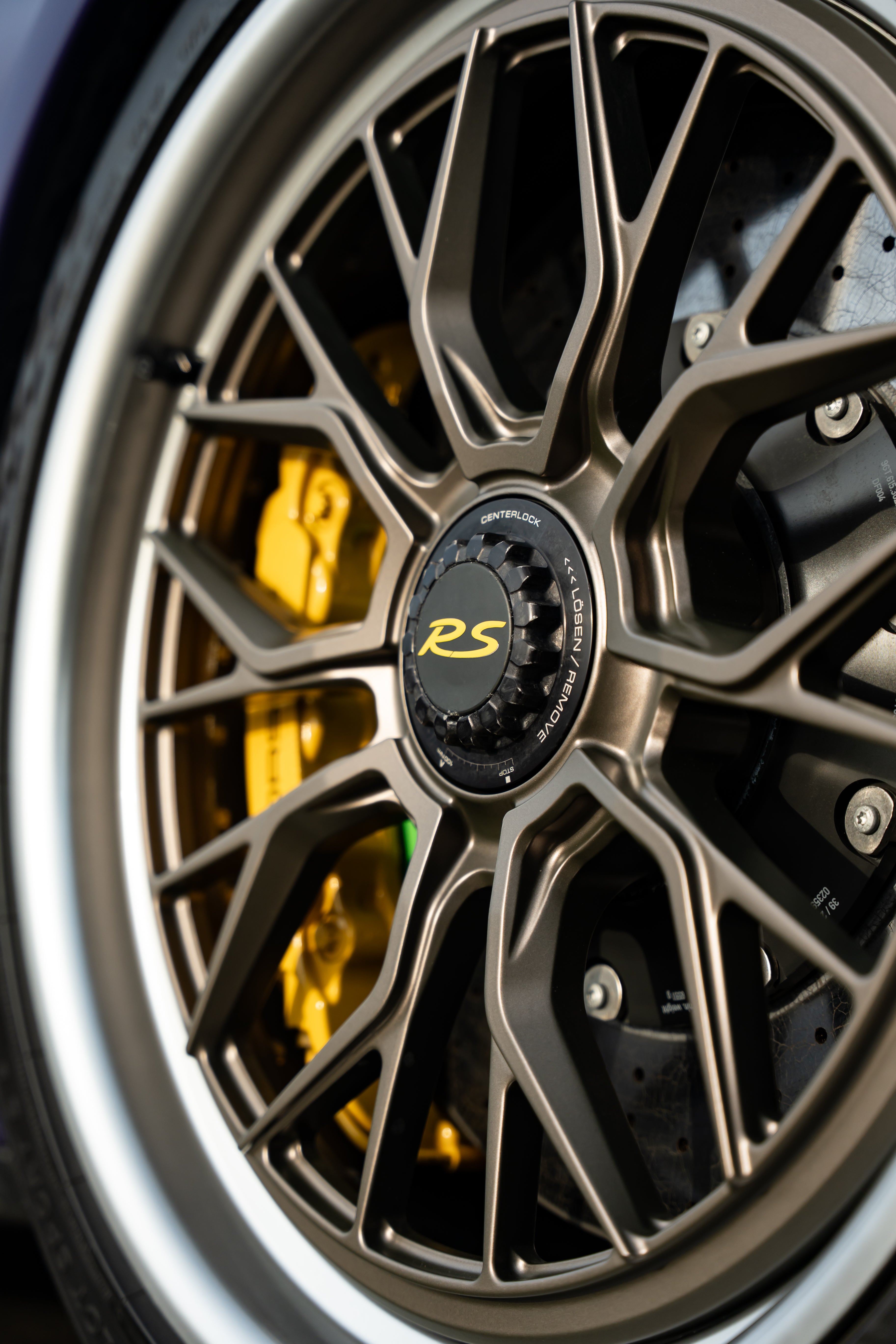 Porsche Centre Lock M-W3.2 Two-Piece Split Rim 20/21" Wheels
