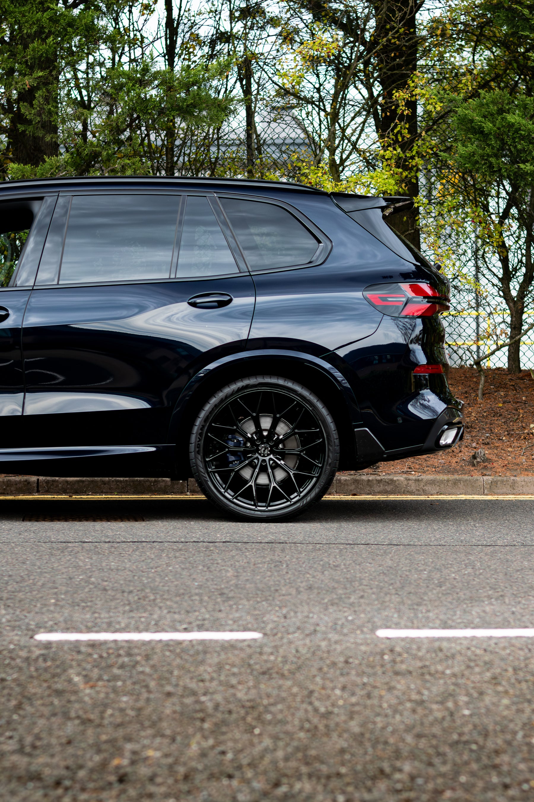 BMW X5 / X6 G05 G06 M-WX 22" Precision Black Motech Wheel