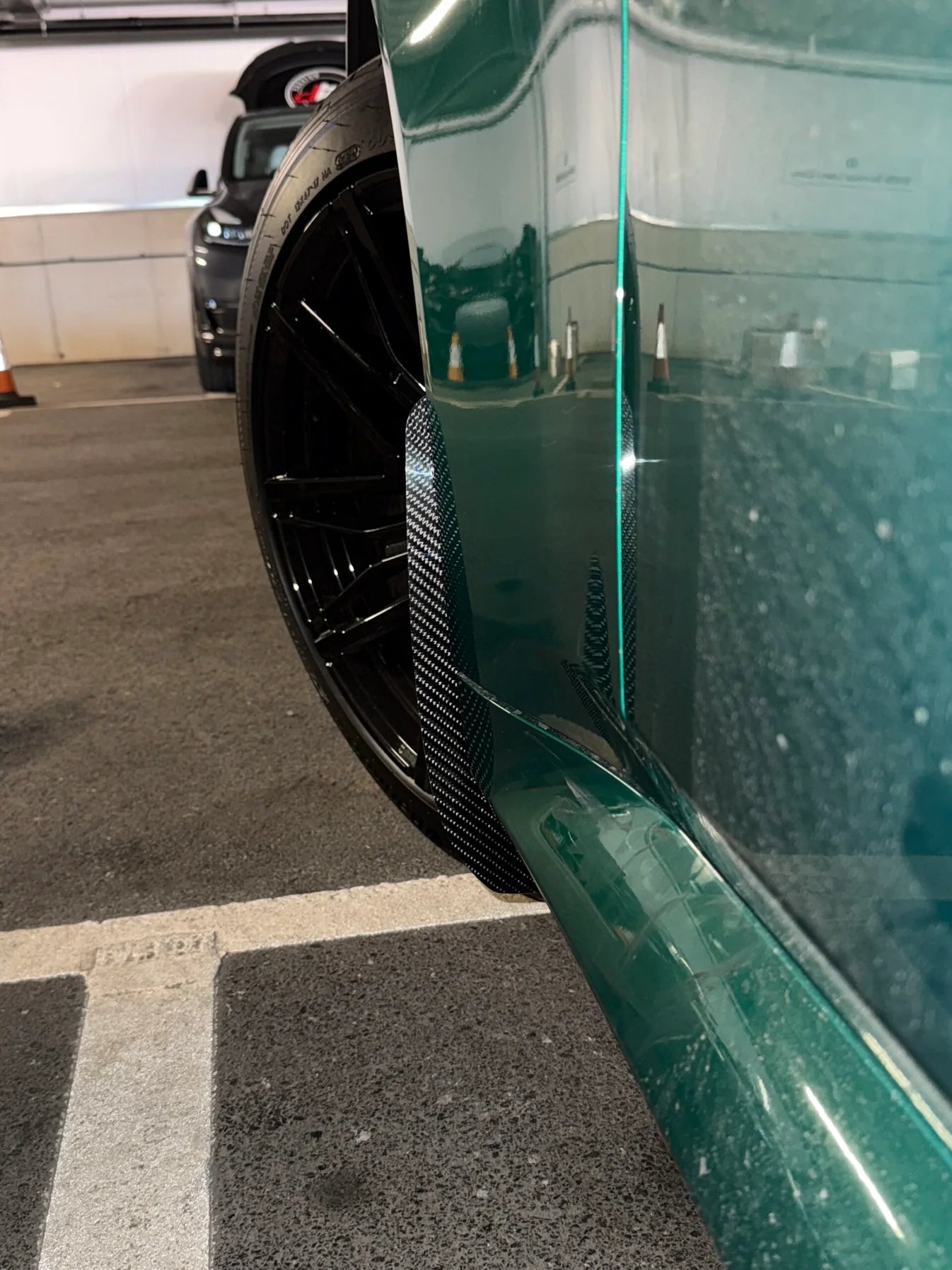 BMW M5 G90 AP Carbon Fibre Arch Guards