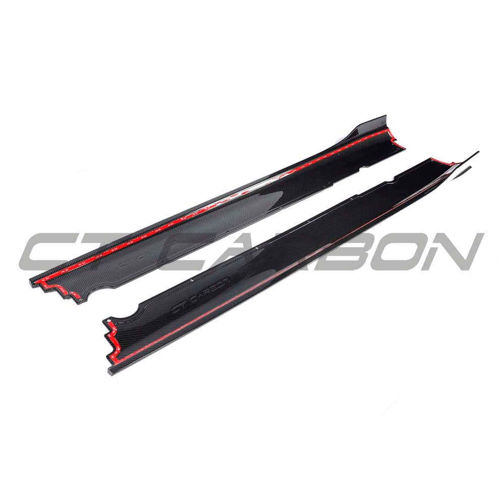 LAMBORGHINI HURACAN EVO 2019-2023 CARBON FIBRE SIDE SKIRTS - CT DESIGN