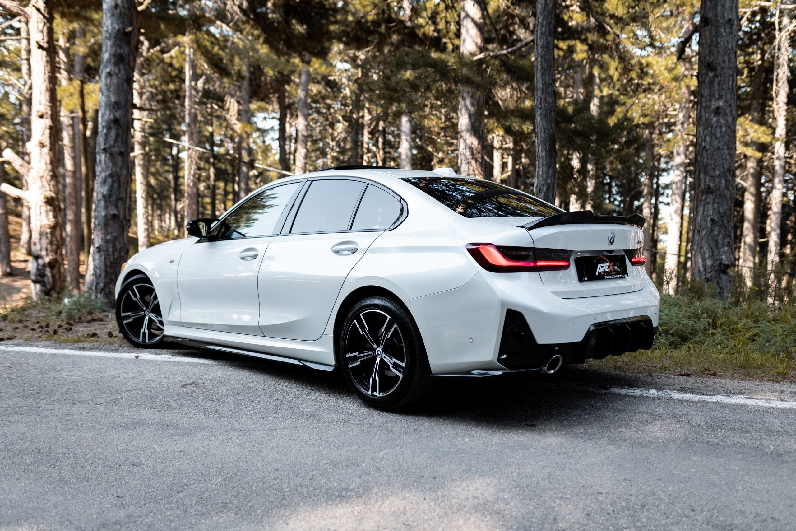 APEX BMW G20/G21 3 Series LCI Rear Side Splitter