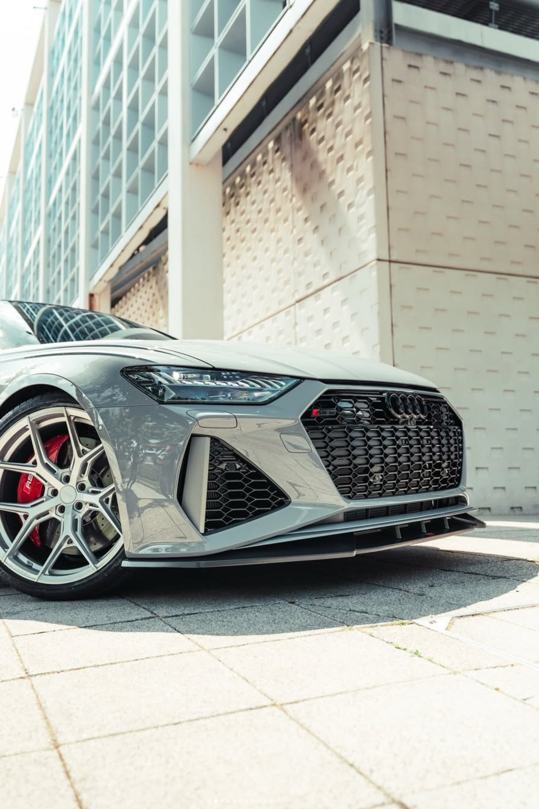 Audi RS6 Carbon Urban Front Splitter