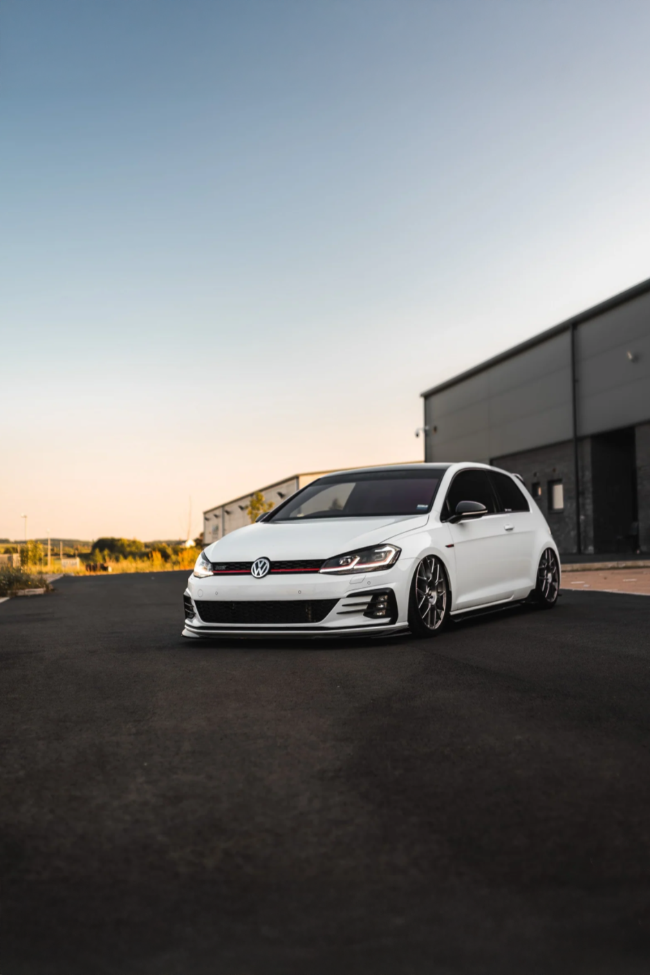 VW GOLF R MK 7.5 Zaero Kit