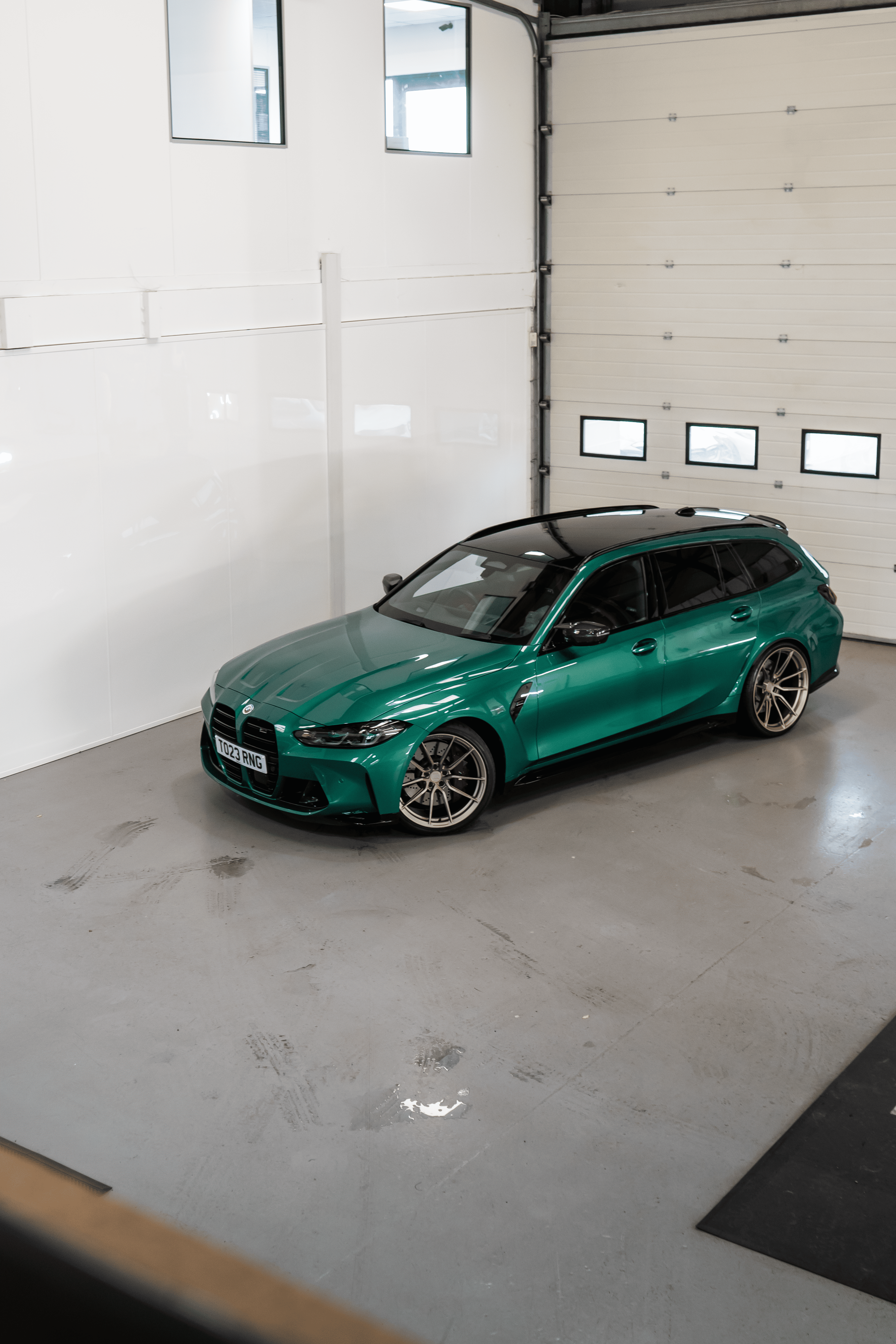 M3 G81 M-W4 20/21" Neodyme Gold Forged Wheels