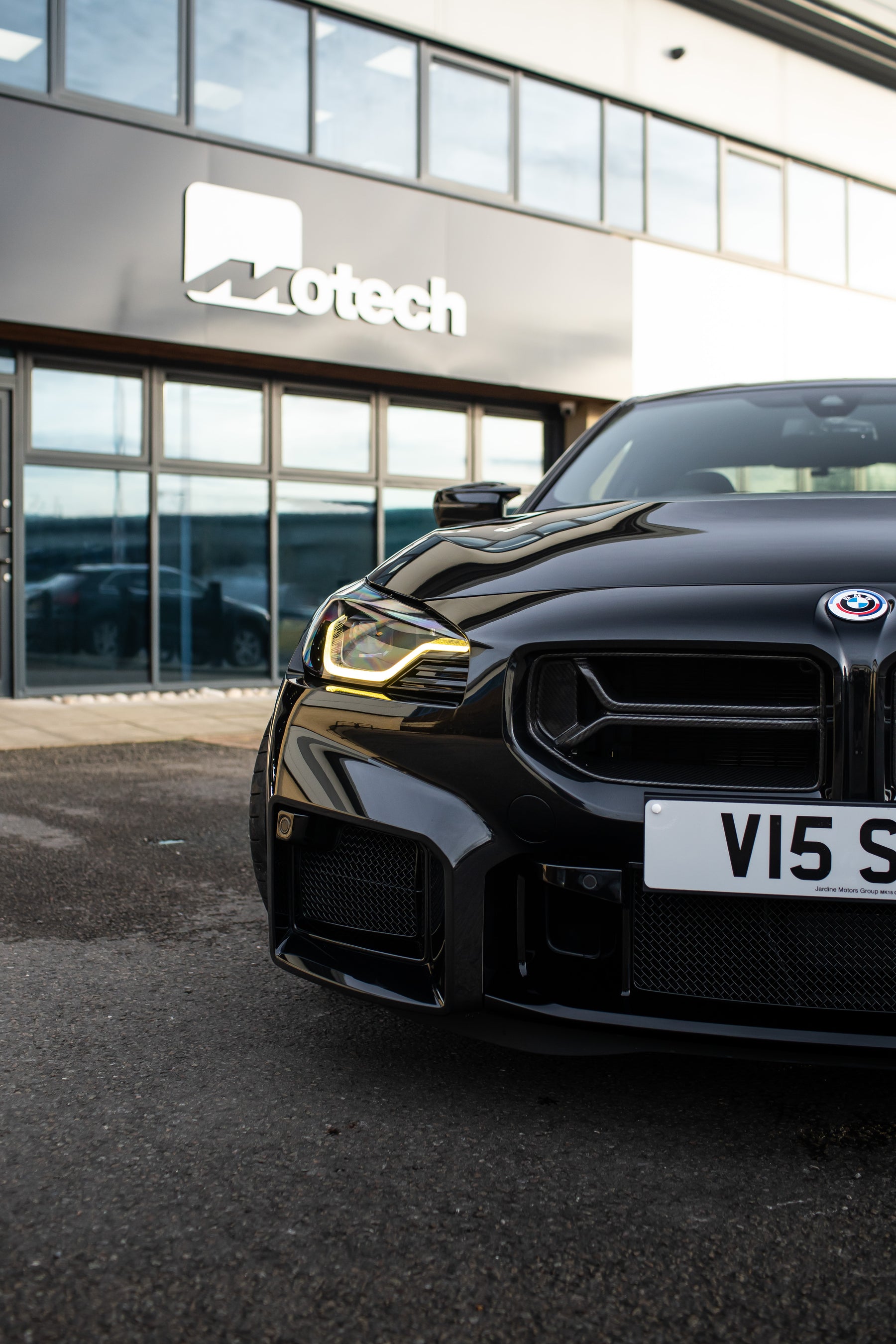 BMW G87 M2 Carbon Kidney Grilles
