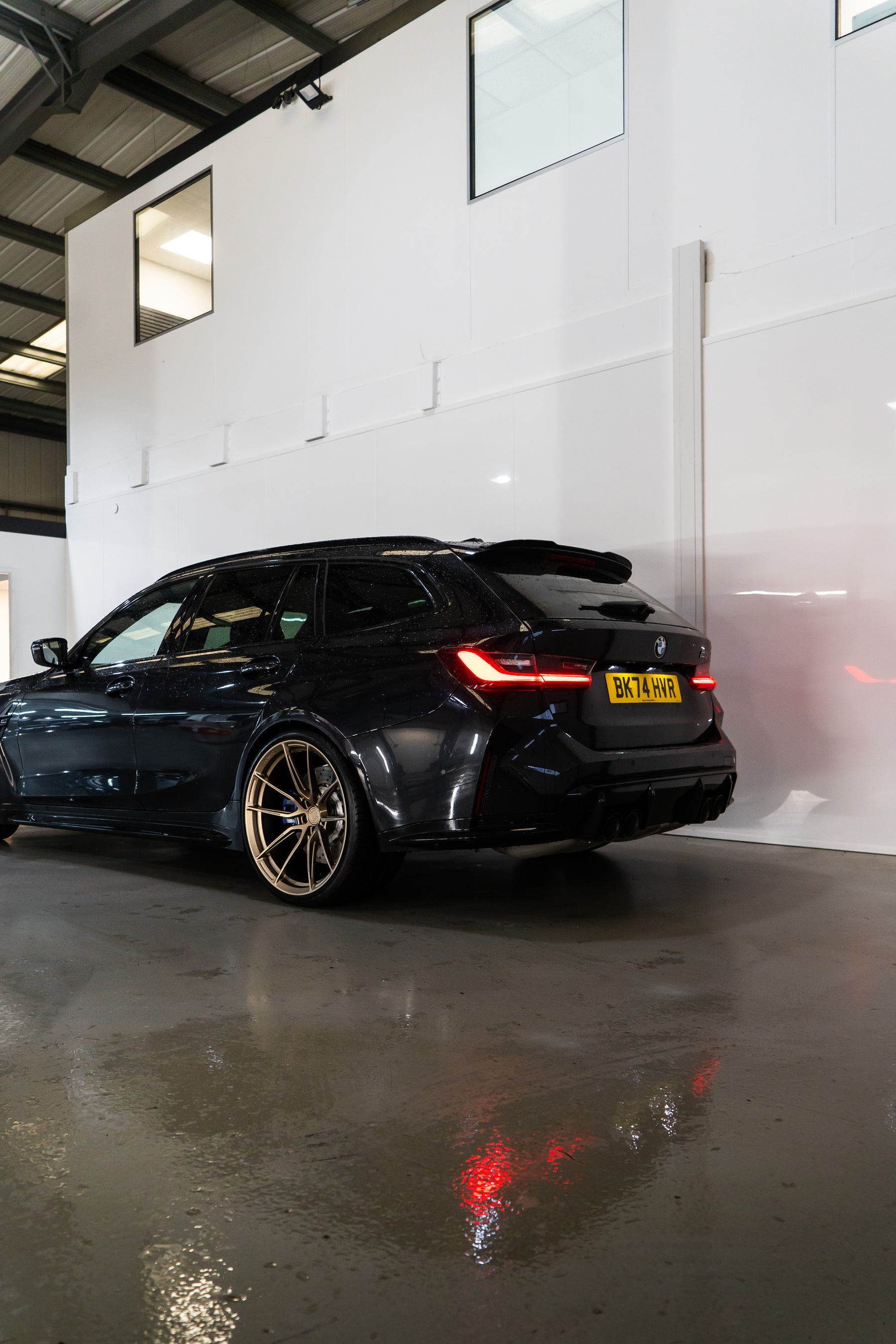 M3 G81 M-W4 20/21" Neodyme Gold Forged Wheels