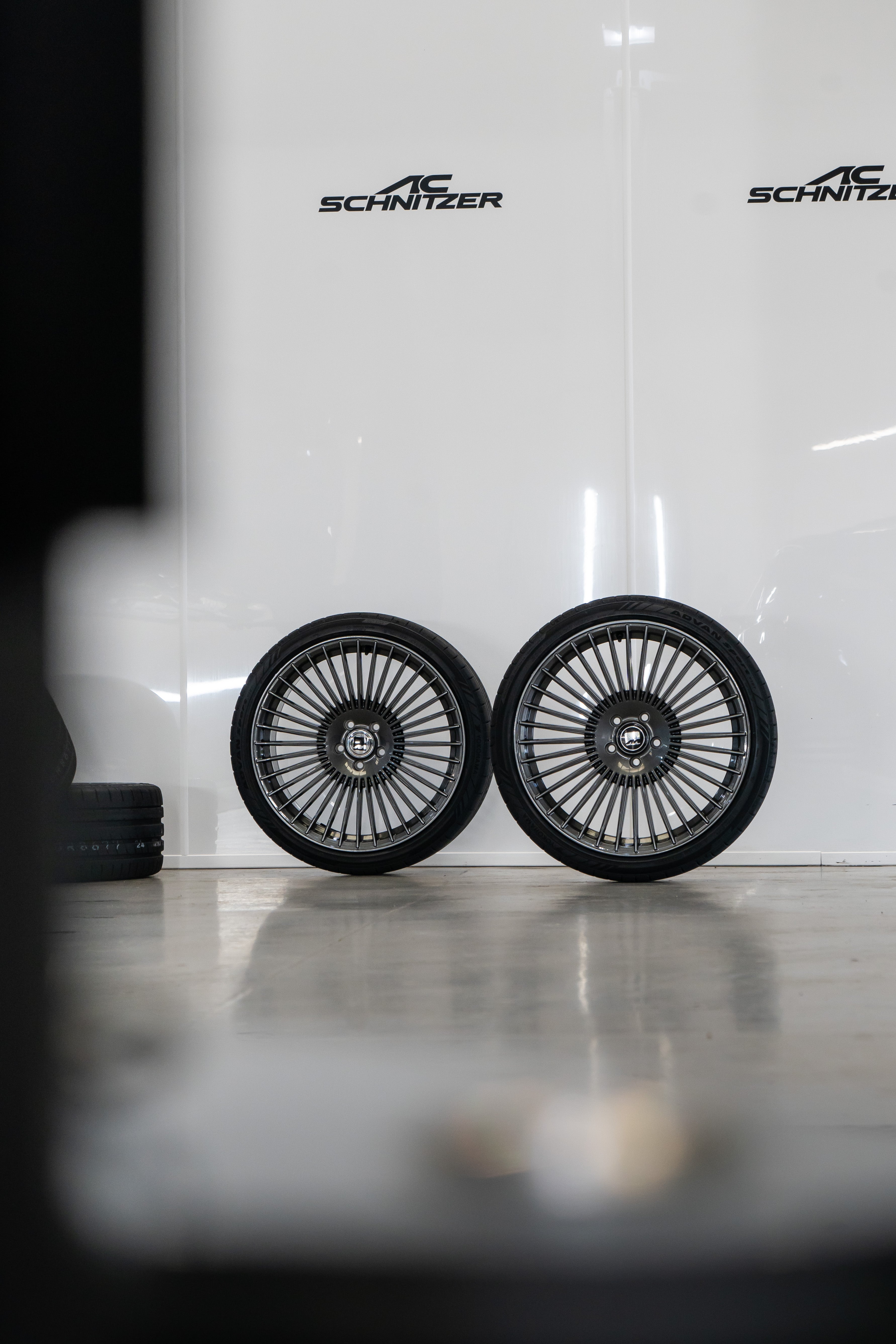 BMW 5 Series G30 G31 M-W5 20" Carbon Grey Motech Wheel