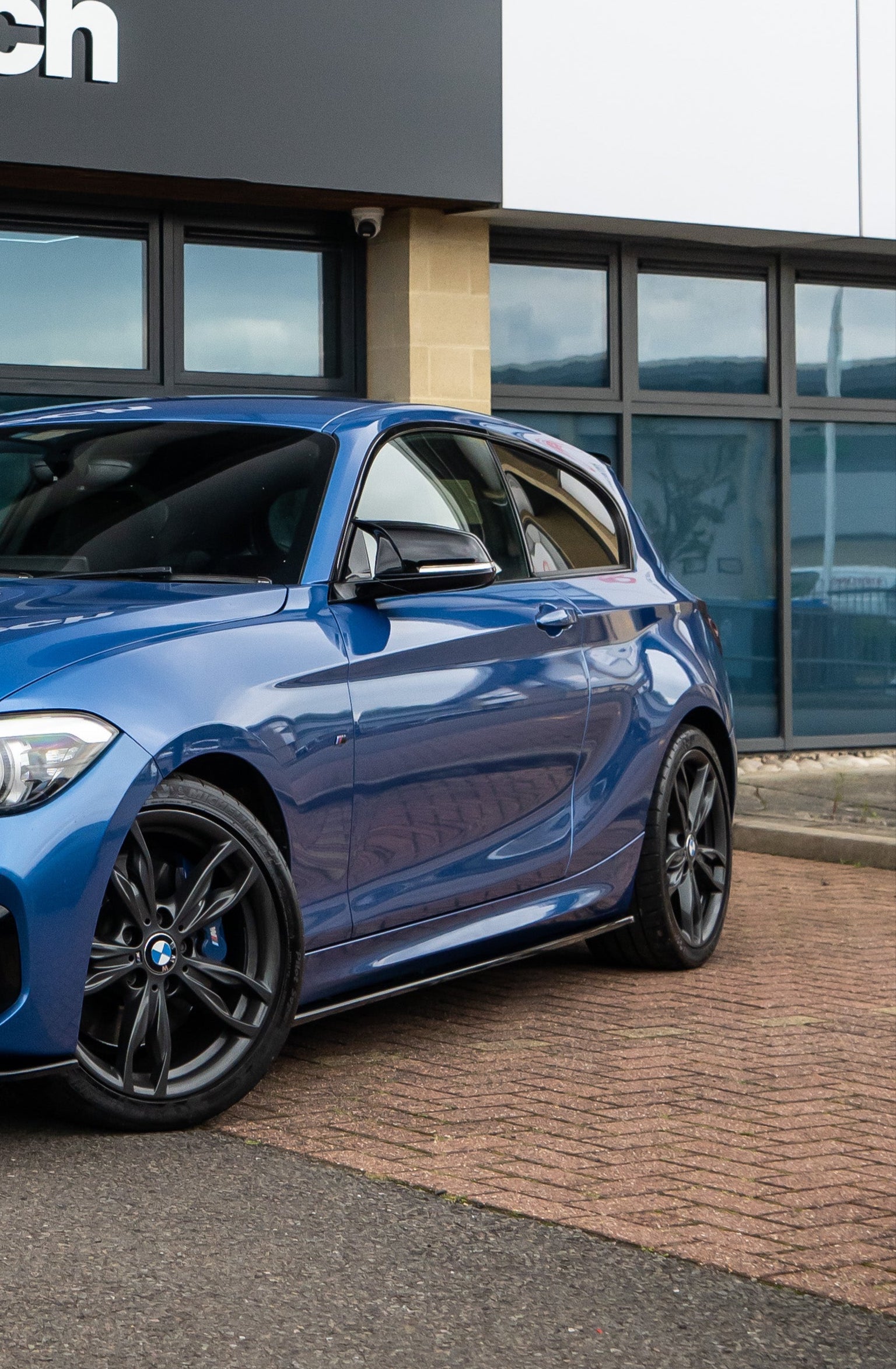 BMW F20 F21 1 Series (LCI) Maxton Design Side Skirts
