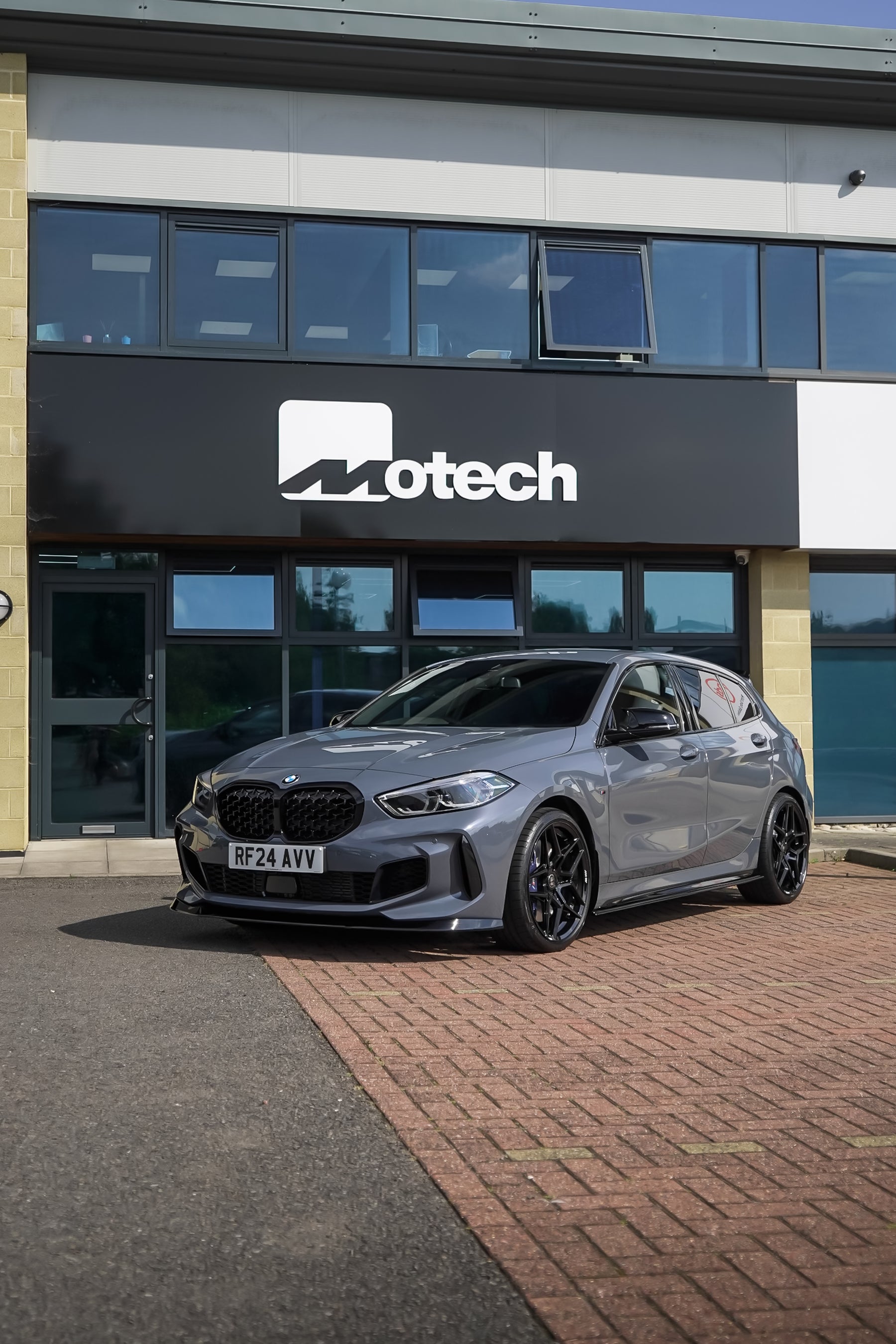 BMW M135i xDrive F40 Zaero Kit