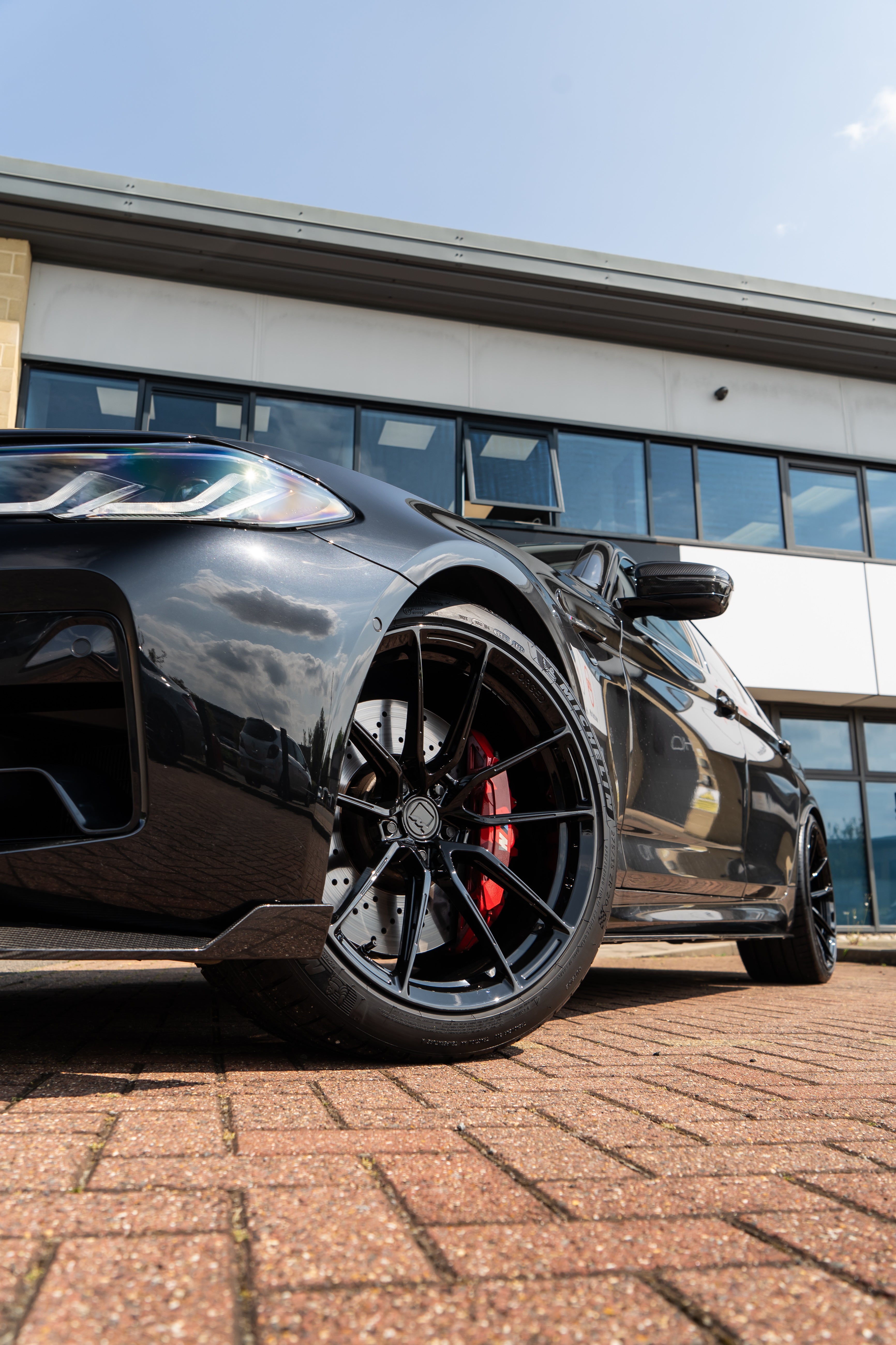 M5 F90 M-W4 20/21" Precision Black Forged Wheels